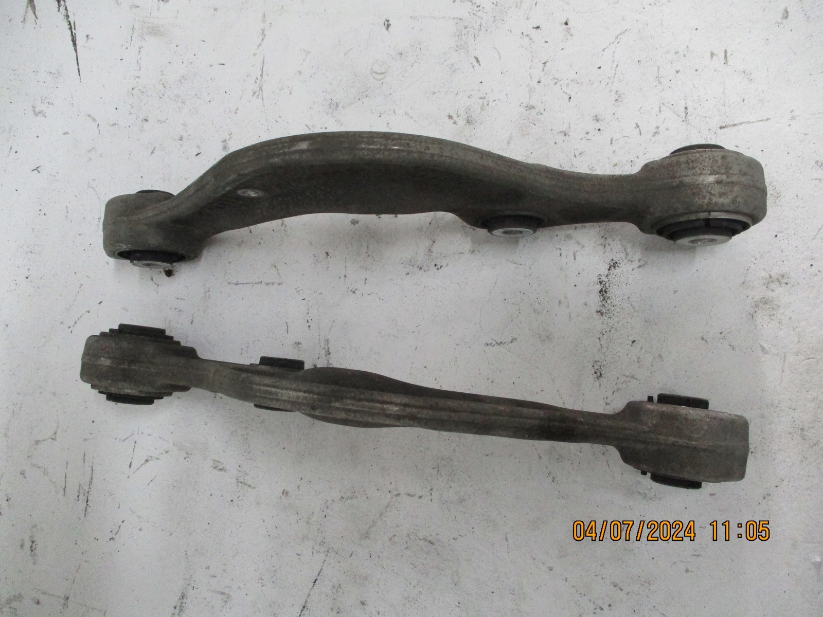 Querlenker Querlenker heck hinten AUDI Q7 4M0505361G rechts links