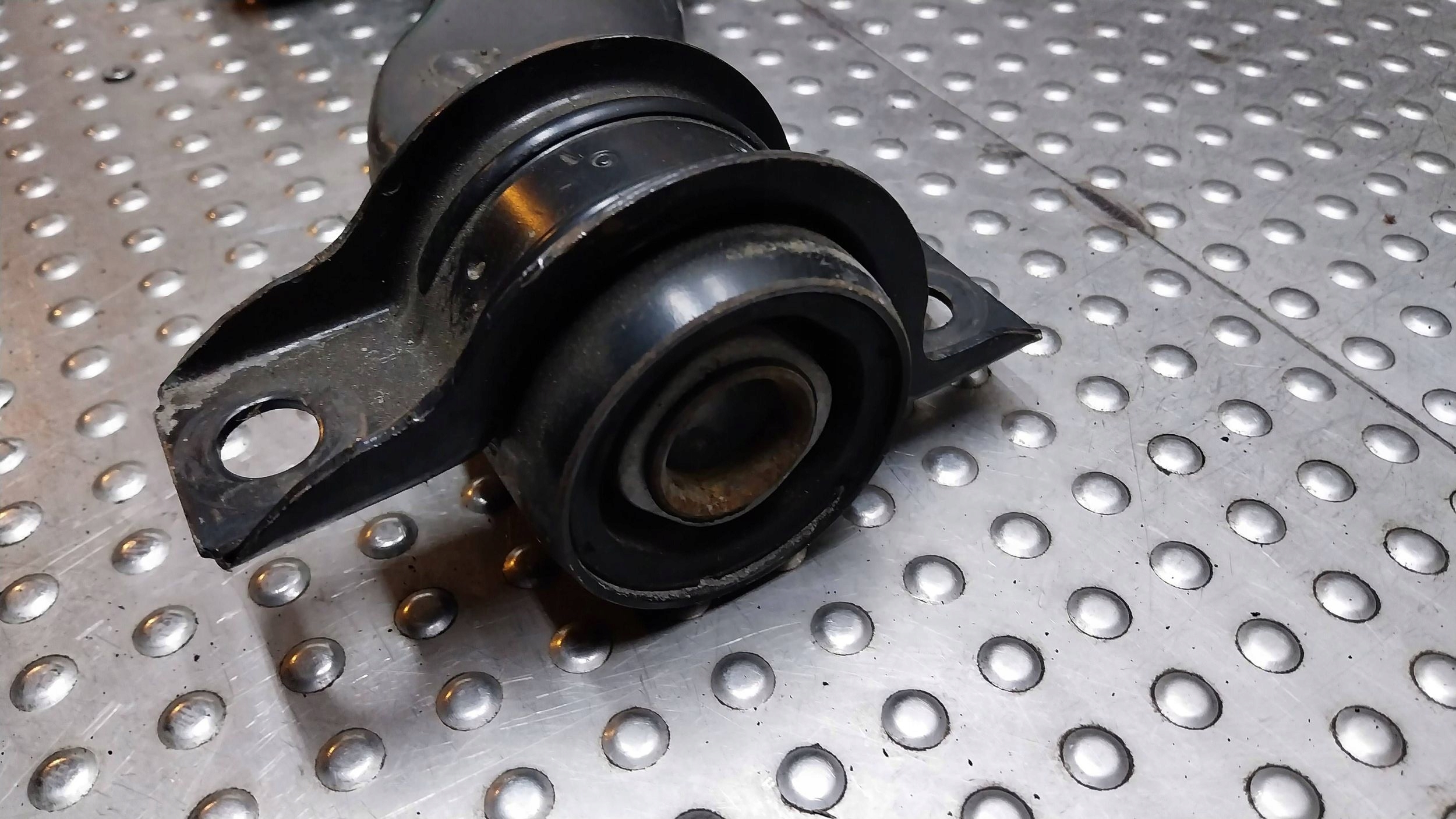 arm right front 2M51-3042-BD FORD FOCUS MK1