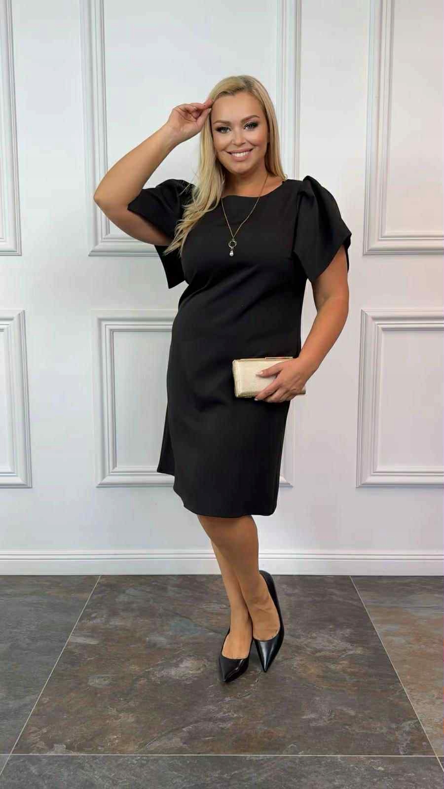 Elegantní černé klasické šaty s ozdobnými rukávy, velikost 48