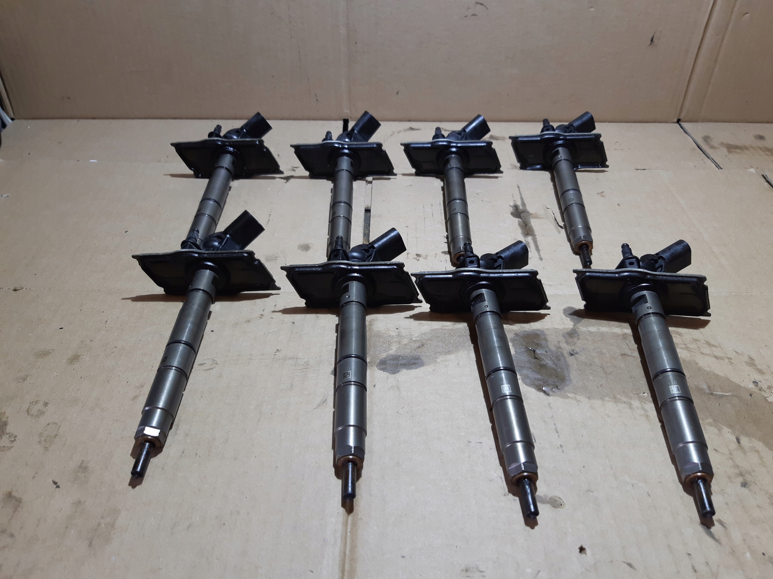 AUDI Q7 4L 4.2 TDI injector nozzle 057130277AG