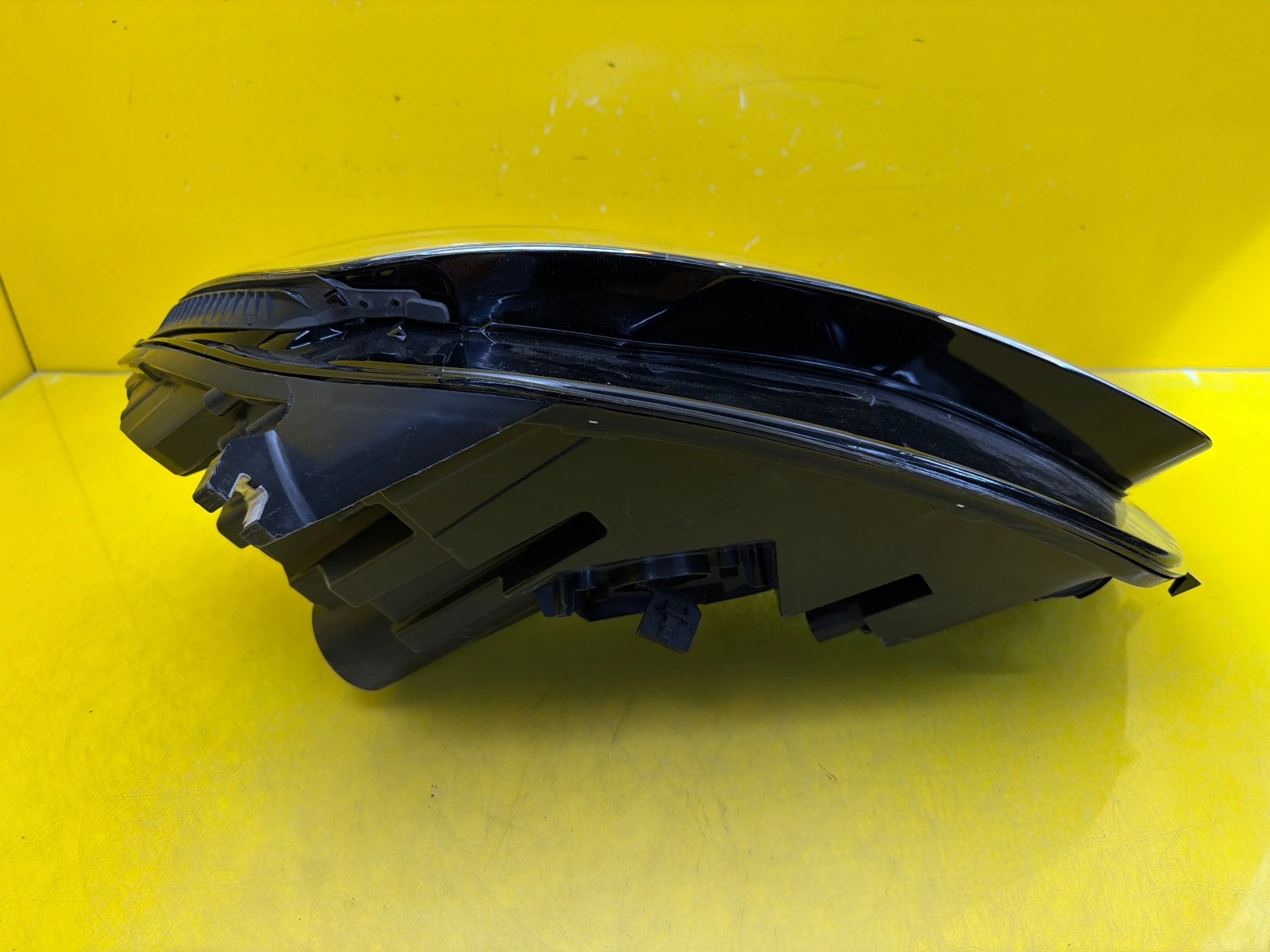 light right Audi A6 C7 Lift Bi-Xenon 14- 4G0941006F