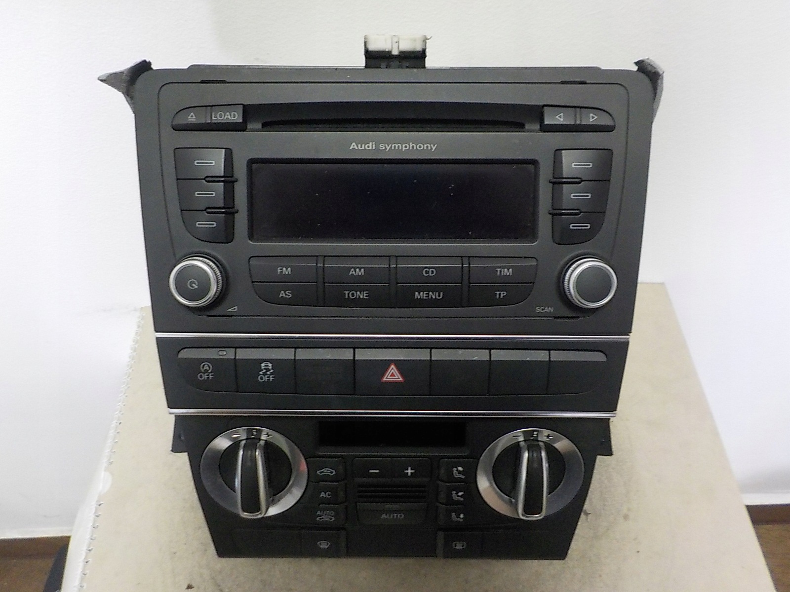 AUDI A3 II 8P RADIO console 2DIN PANEL 8P0035195P