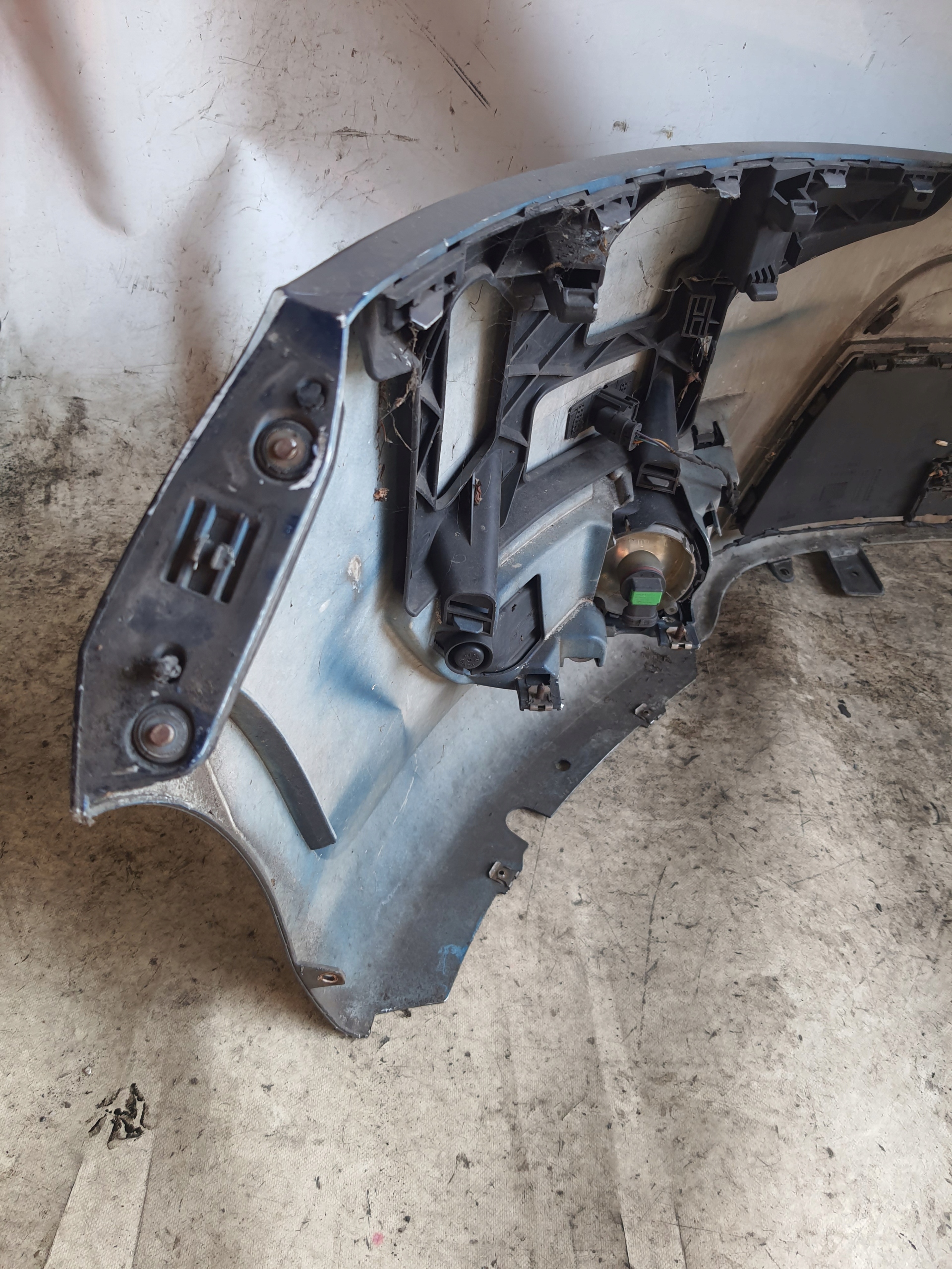 FORD MONDEO MK4 07-10 bumper + PDC