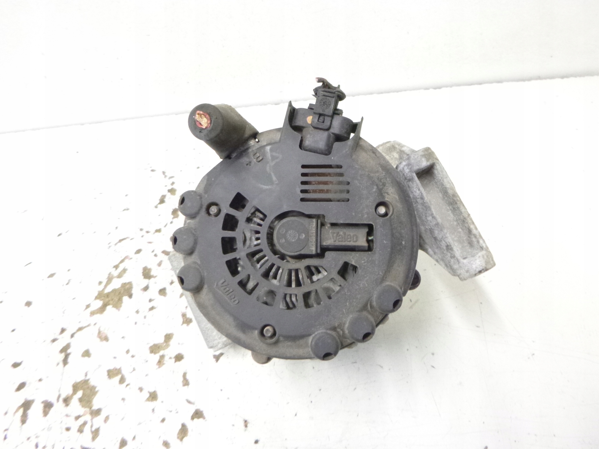 Alternator Chevrolet HHR 2.4 2009r. 15923218