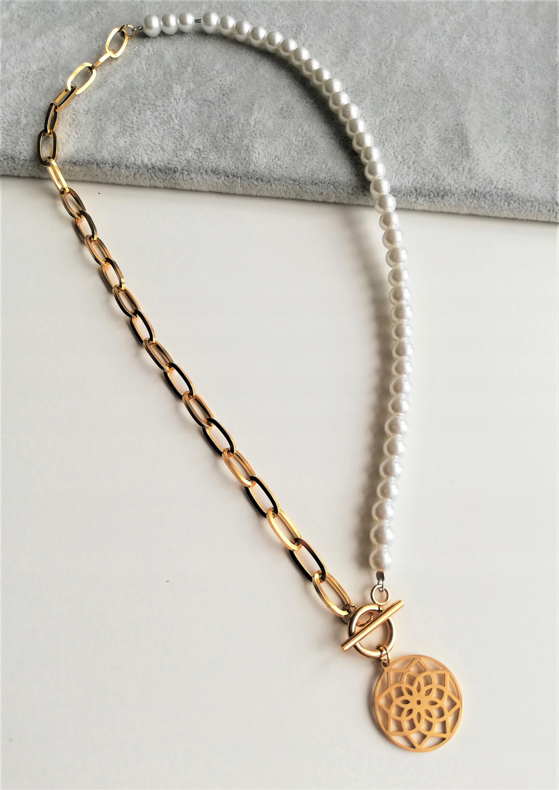 náhrdelník perly řetízek 50cm Květ Rozeta ocel