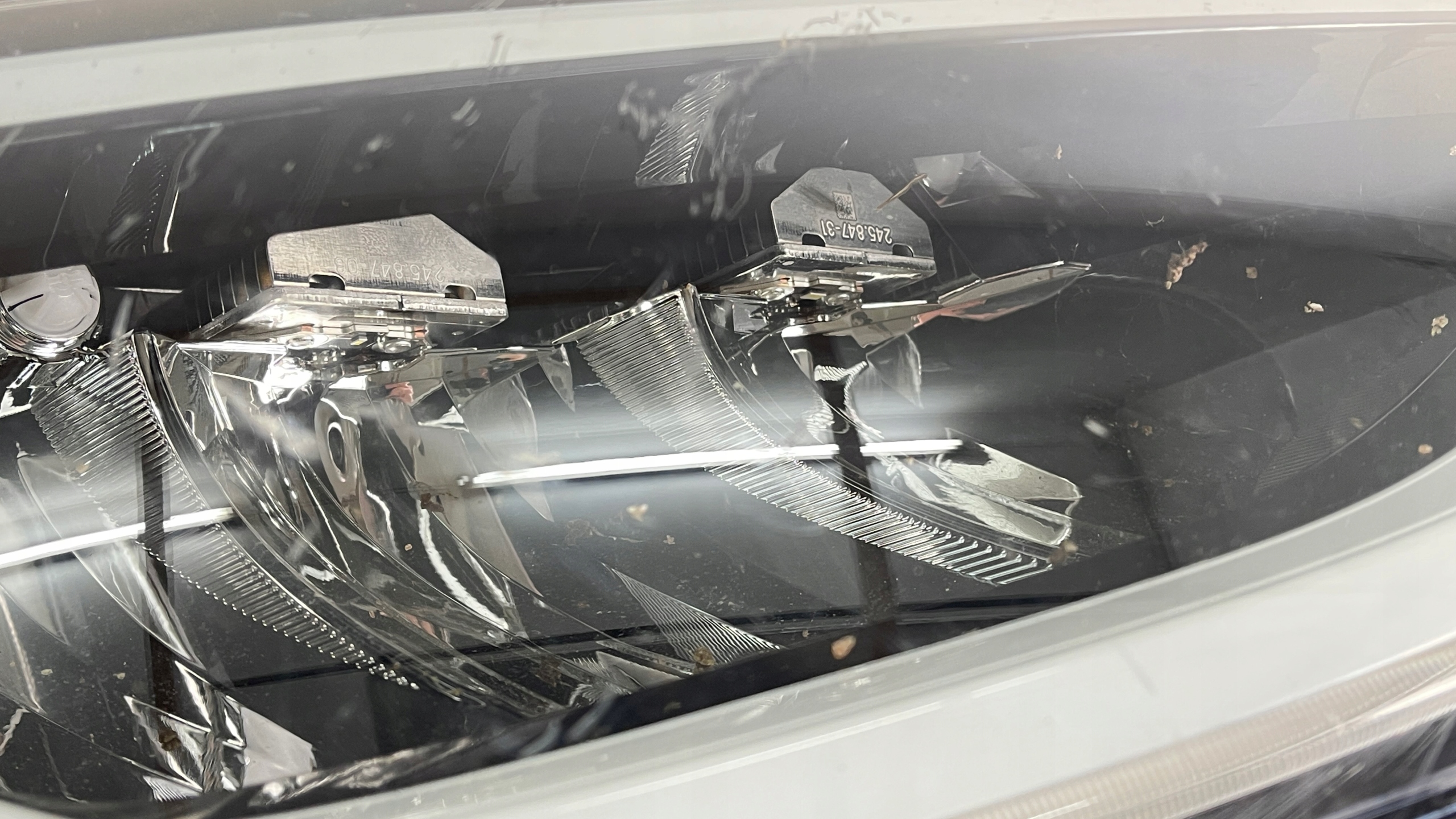 VW ID. BUZZ ID BUZZ 2022- light front front right FULL LED 1T3941006