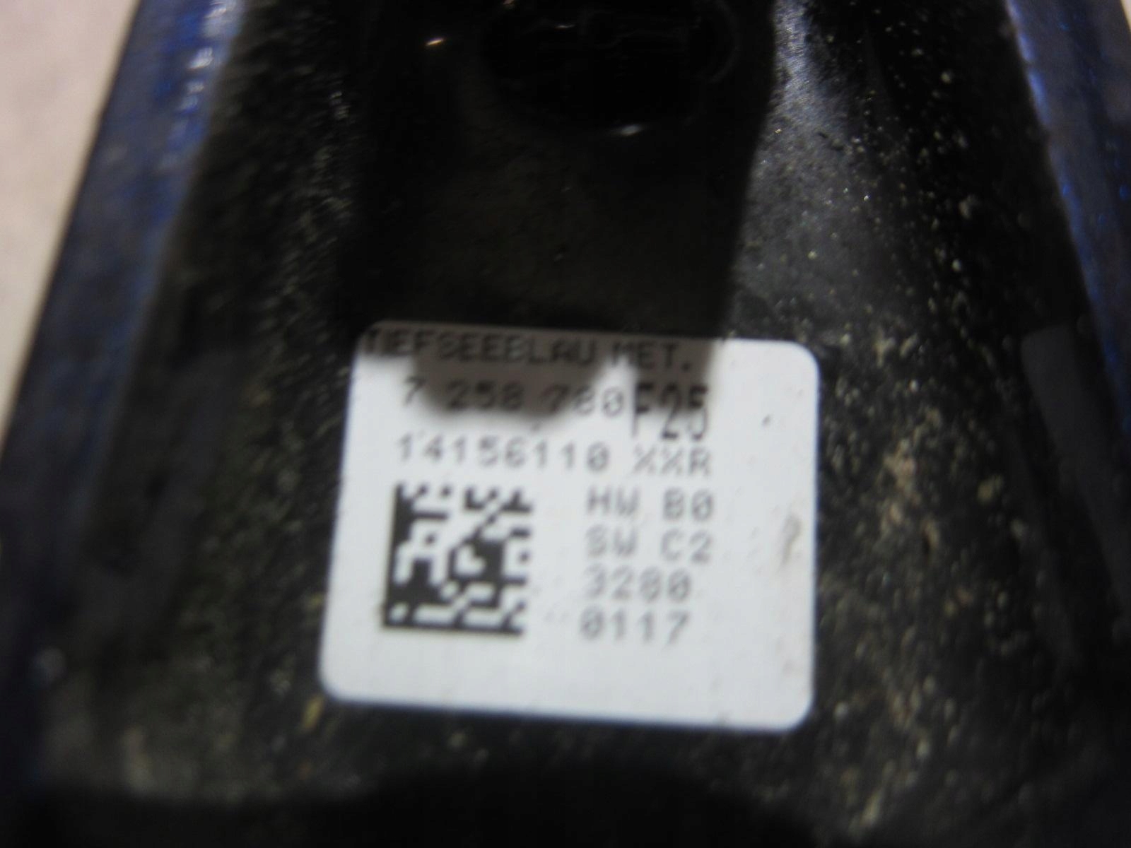 BMW X3 F25 X4 handle right front A76 7286162