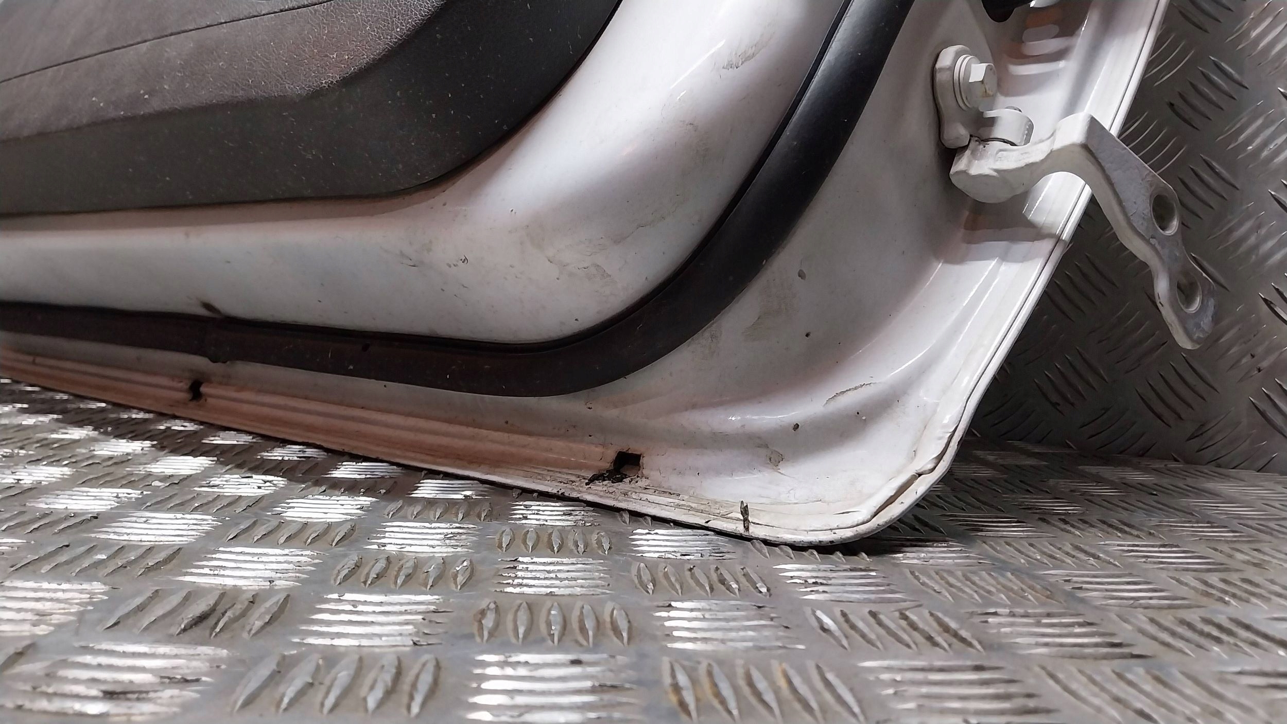 Tür vorne links FORD C-MAX MK1 03