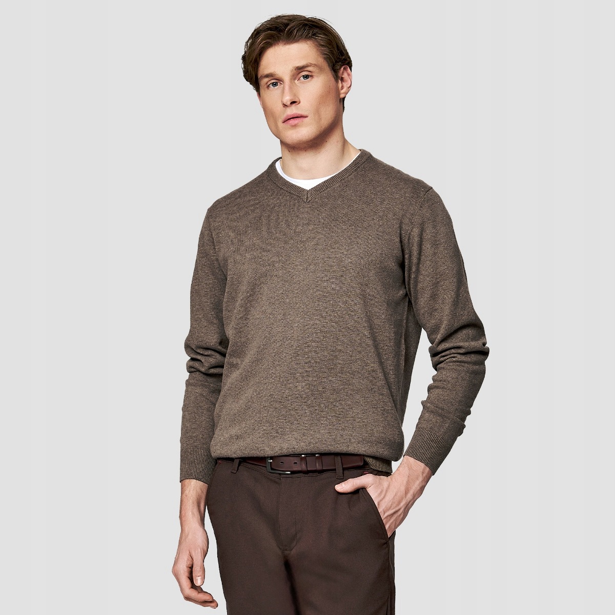 Hnědý bavlněný pánský svetr v-neck Premium Pako Lorente vel M