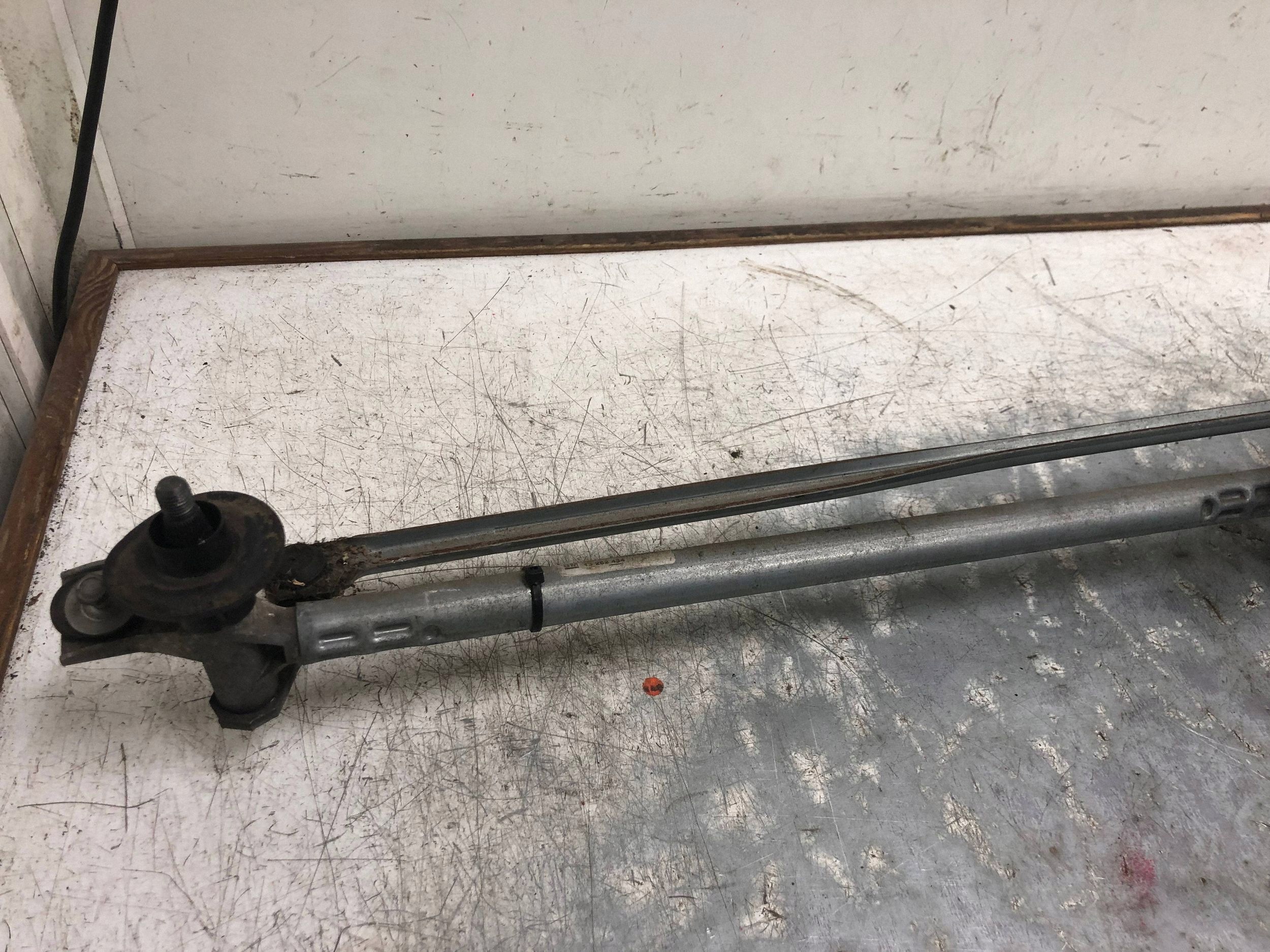 mécanisme moteur essuie glace OPEL ASTRA J 13262434