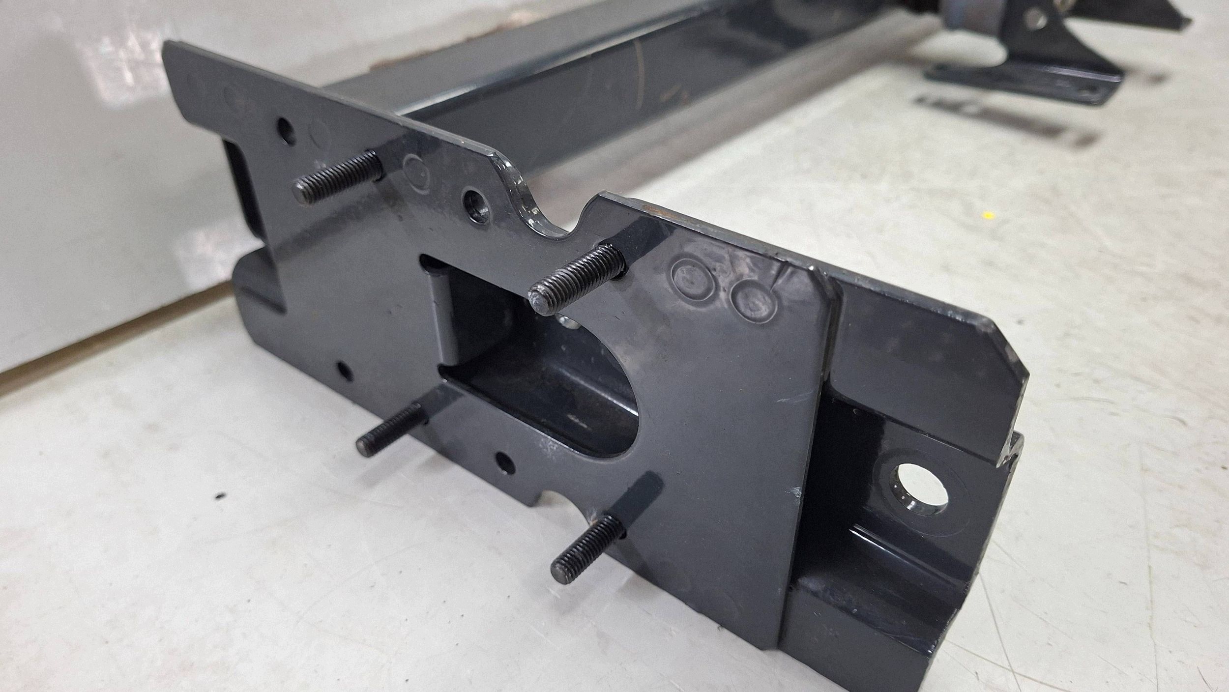 Supporto cambio ingranaggi 5802428557 IVECO DAILY IV 2014
