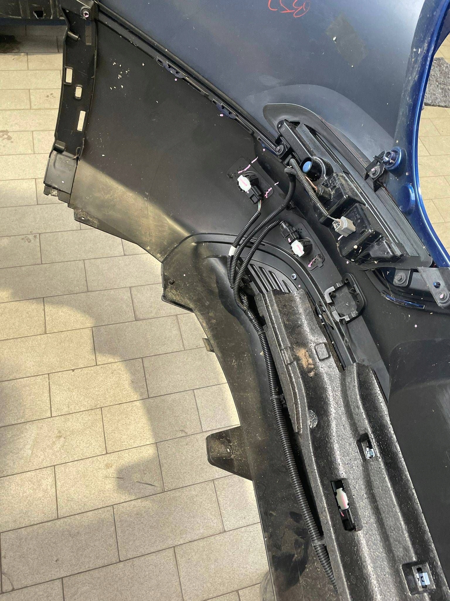 bumper rear KPL 6 PDC rear part Renault Kadjar TERQH W colour