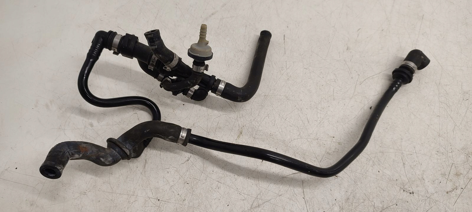 crijevo prijenos vakum serva Audi A4 B7 1,8TB BFB
