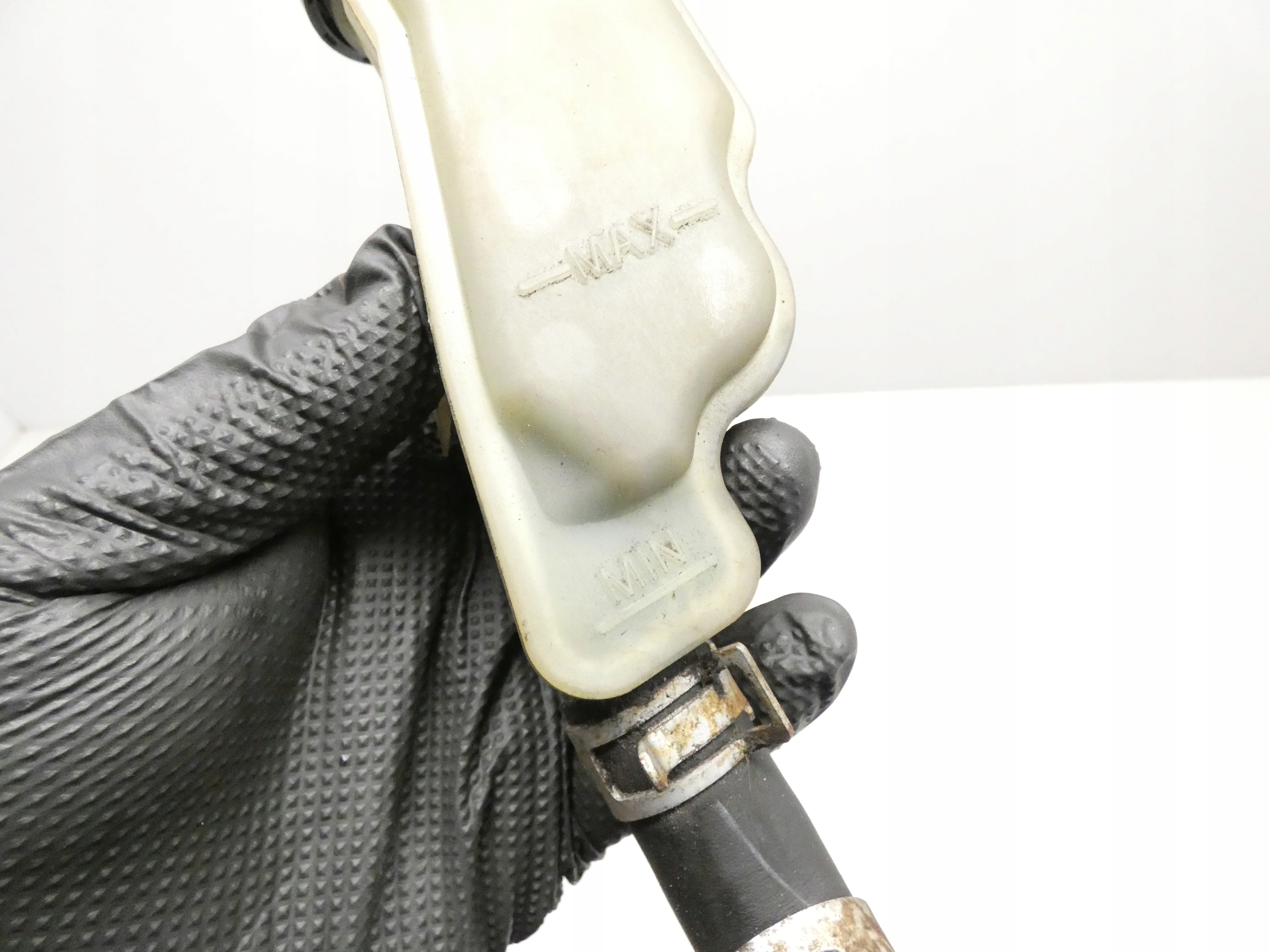 Servoölbehälter MAZDA 5 und CR19 LIFT 1.8 16V 07-10