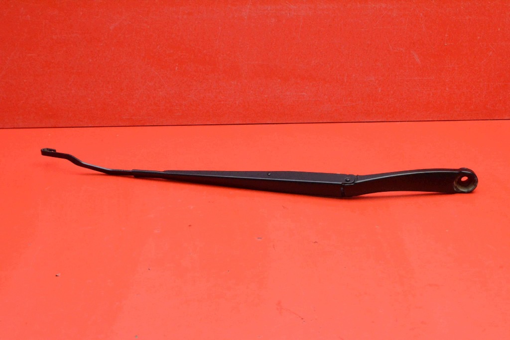 wiper arm front EU KIA EV6 GT 21