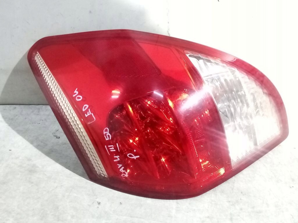 Toyota Rav4 III 3 light right rear part rear