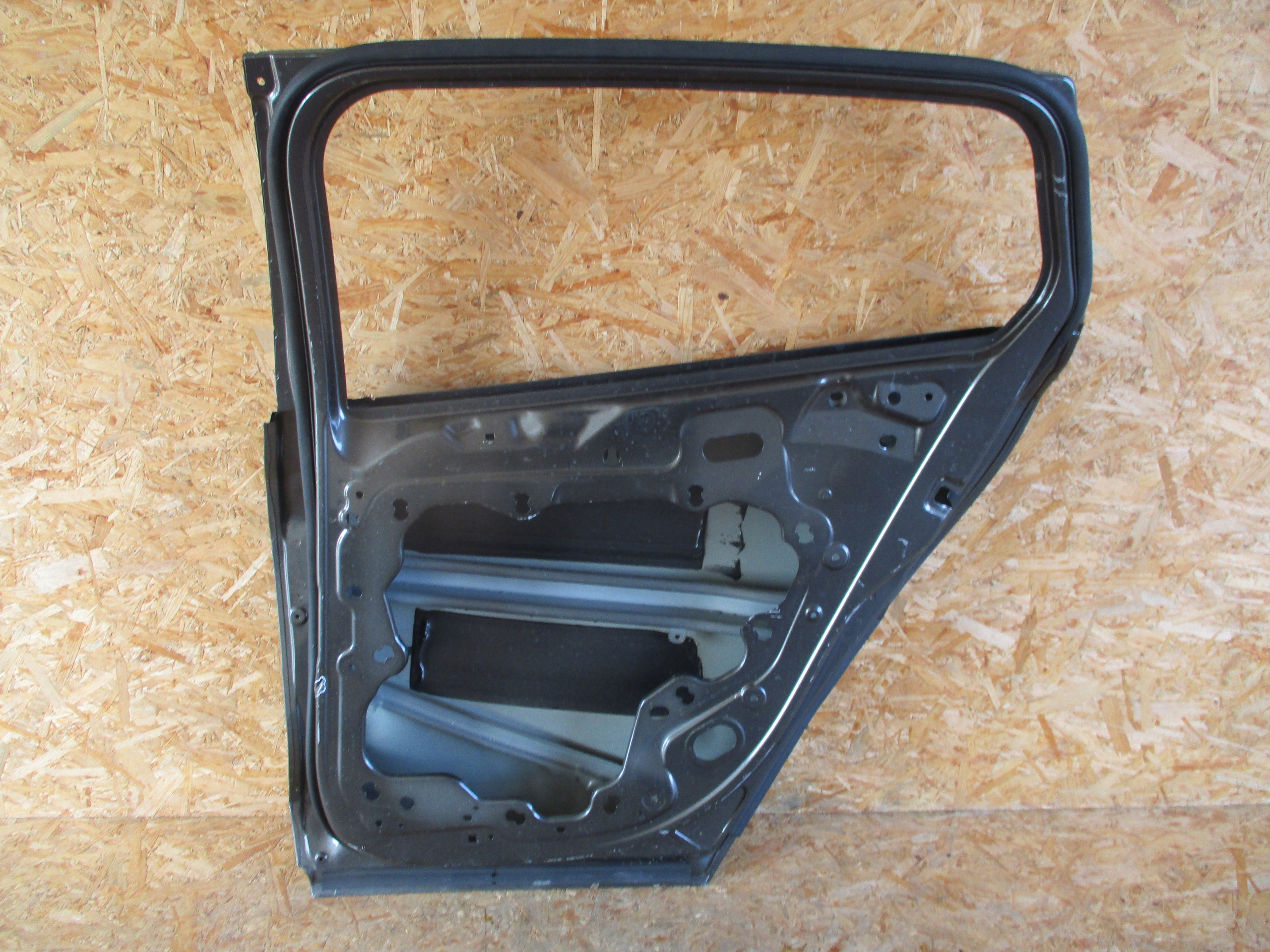 Tür rechts hinten heck FORD FOCUS MK4 KOMBI