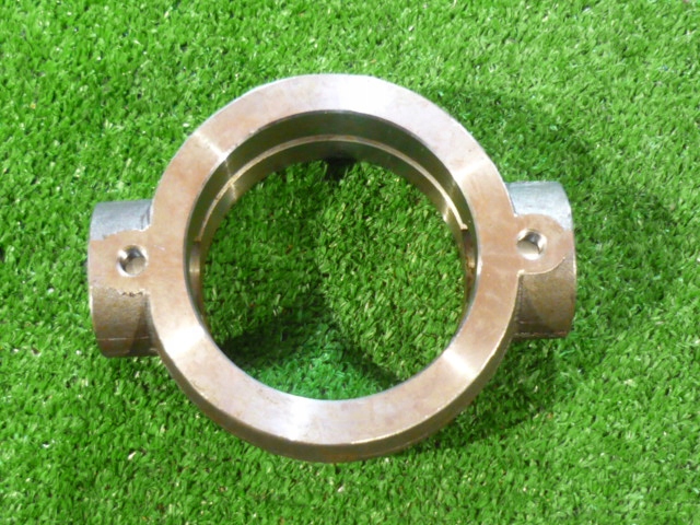 OBUDOWA LOZYSKA PRZEKLADNI NAPED KOSY CLAAS 643683 Part number 643683