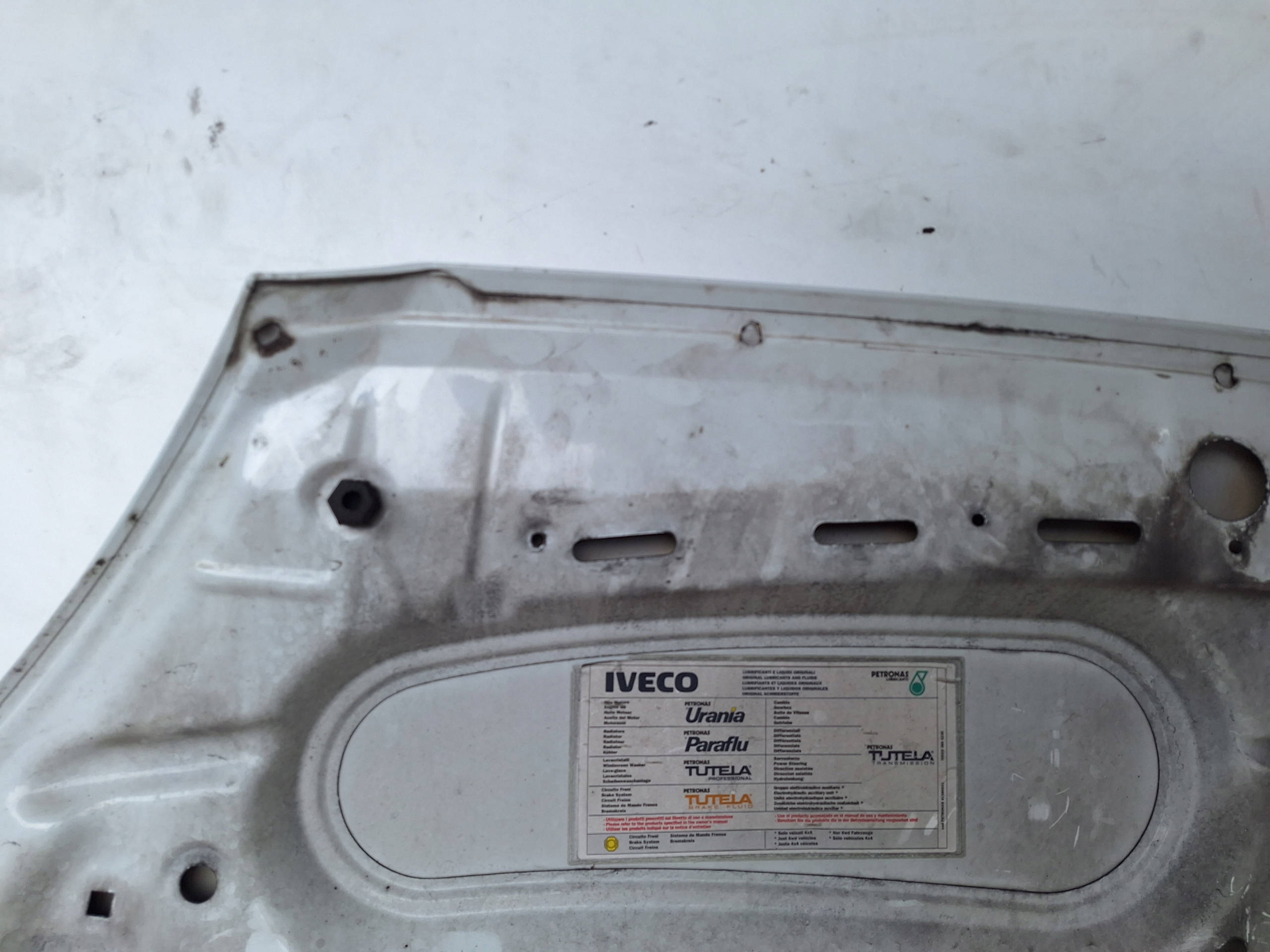 IVECO DAILY III 06-14 Capot