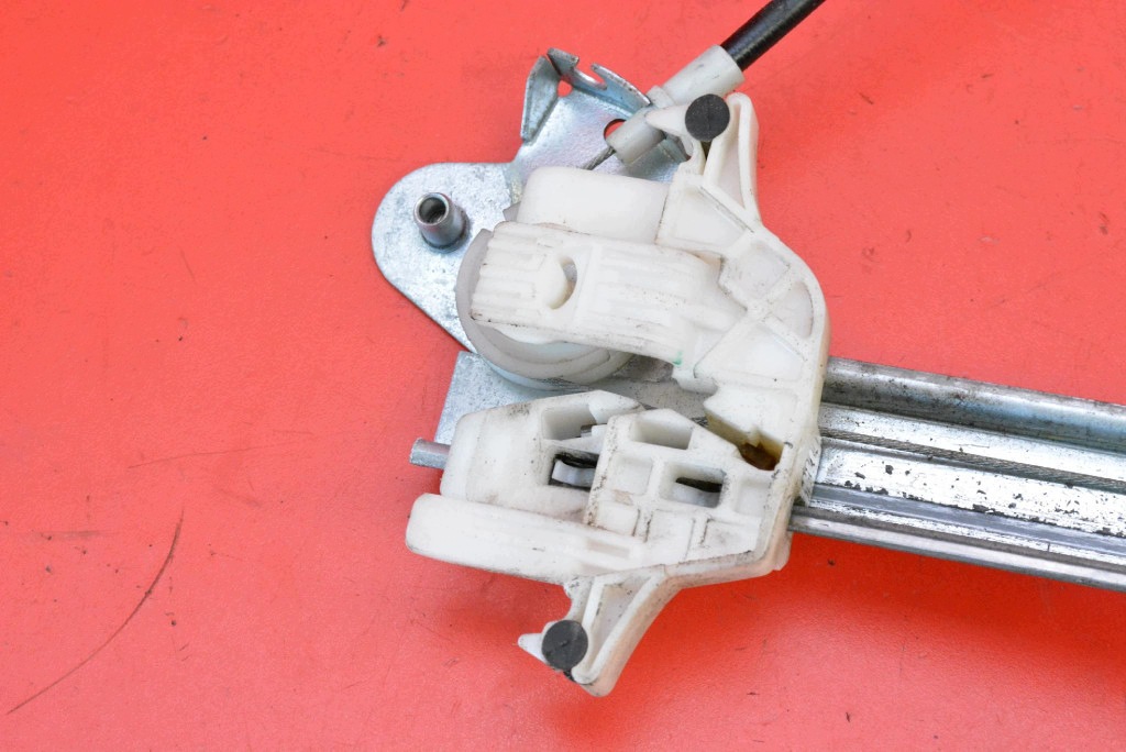 window regulator left front EU 1485312080 PEUGEOT 807 02-07