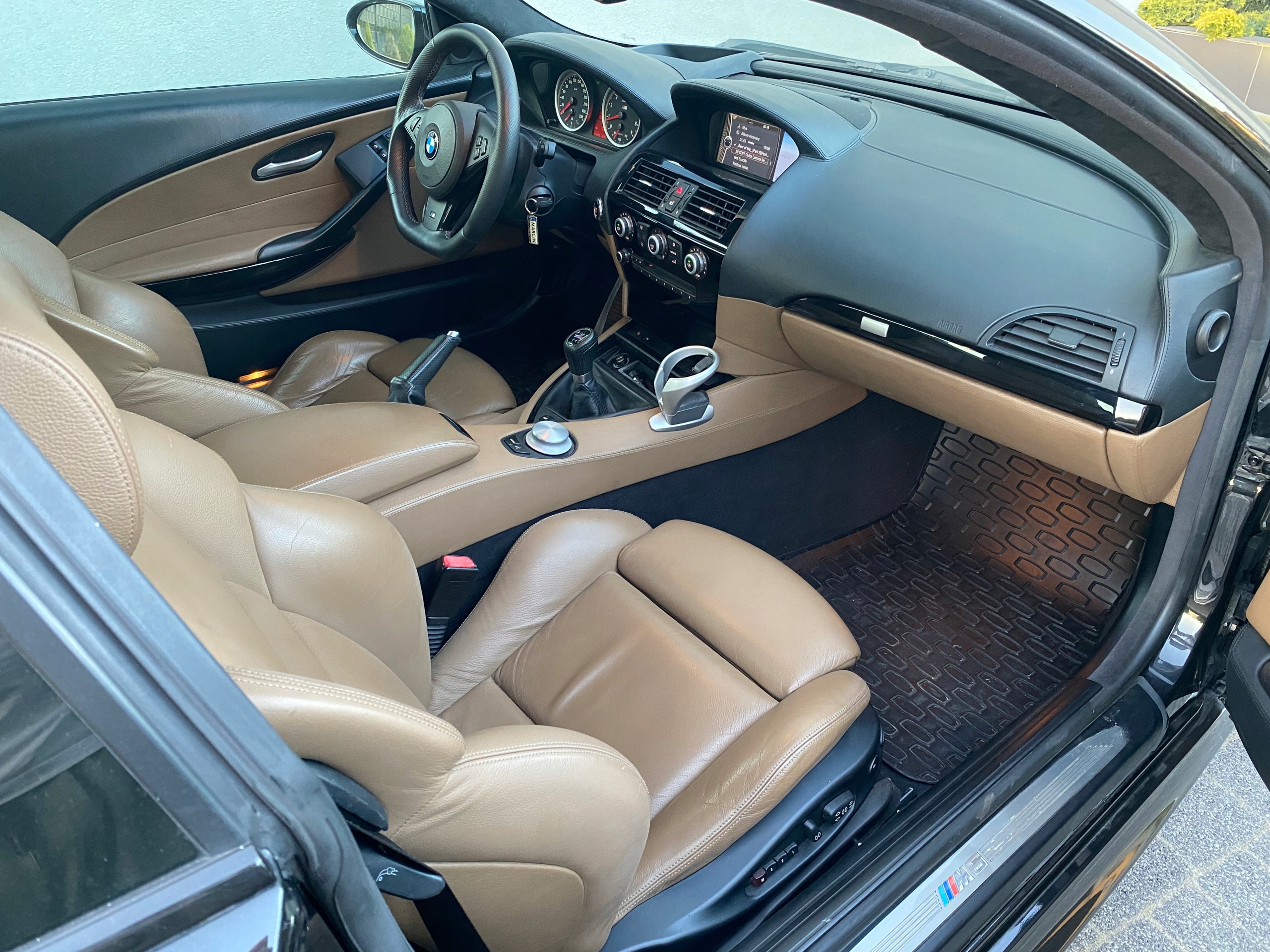 Інтер'єр ТОРПЕДA сидіння обшивки тунель skora bmw m6 e63 ідеальні