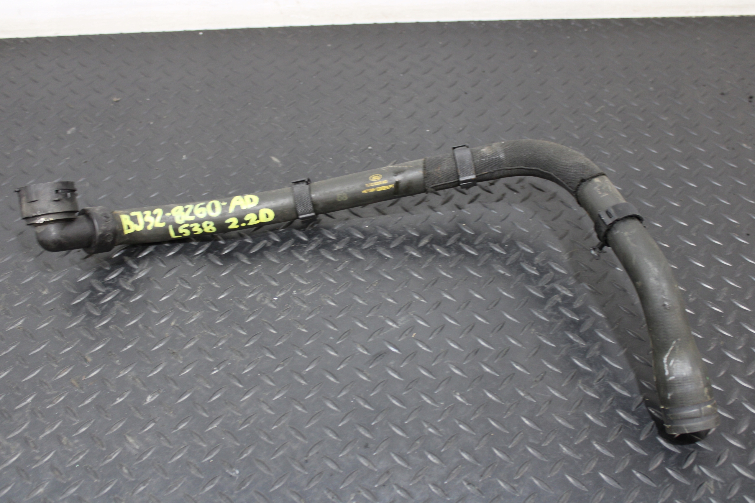 crijevo prijenos vode LAND ROVER EVOQUE L538 BJ32-8260-AD