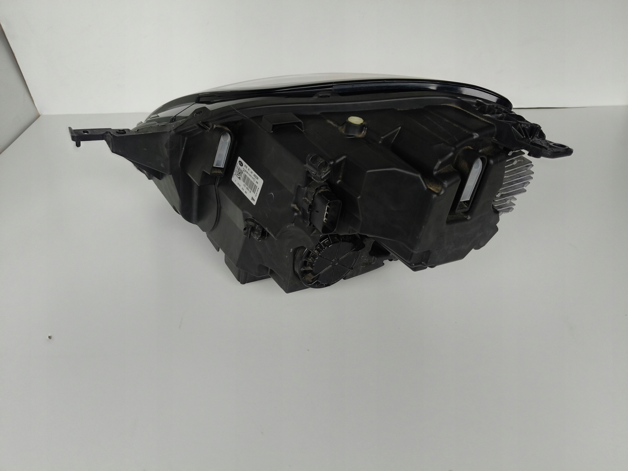 light right REFLEKTOR FORD PUMA 19- LED