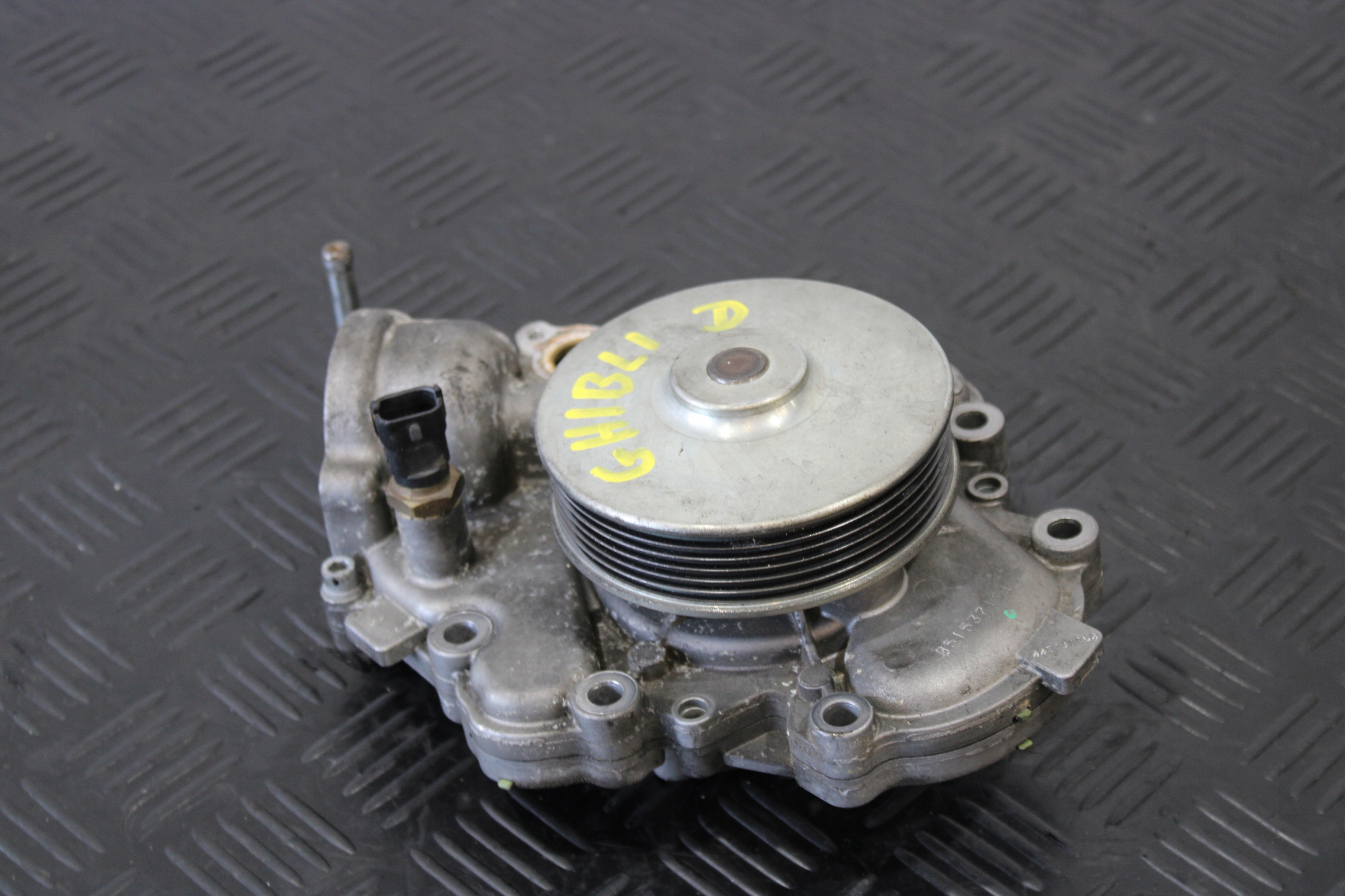 water pump 051537191 MASERATI GHIBLI M157 3,0 D