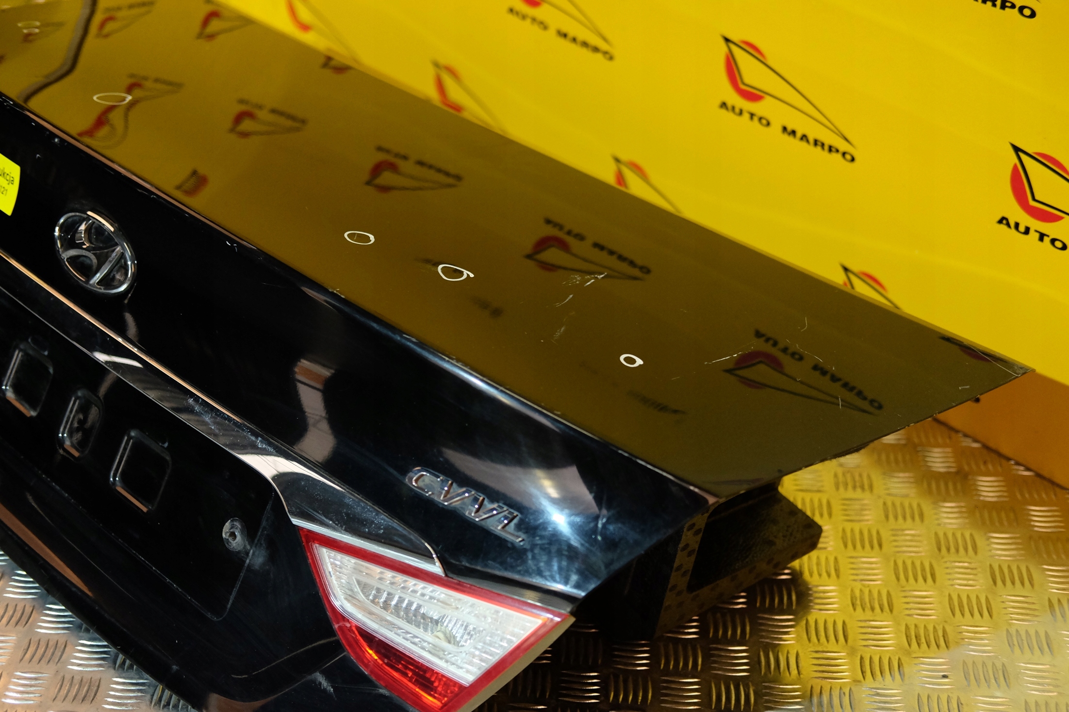 HYUNDAI SONATA 2011-2014 KLAPA BAGAŻNIKA TYŁ TYLNA Strona zabudowy tył