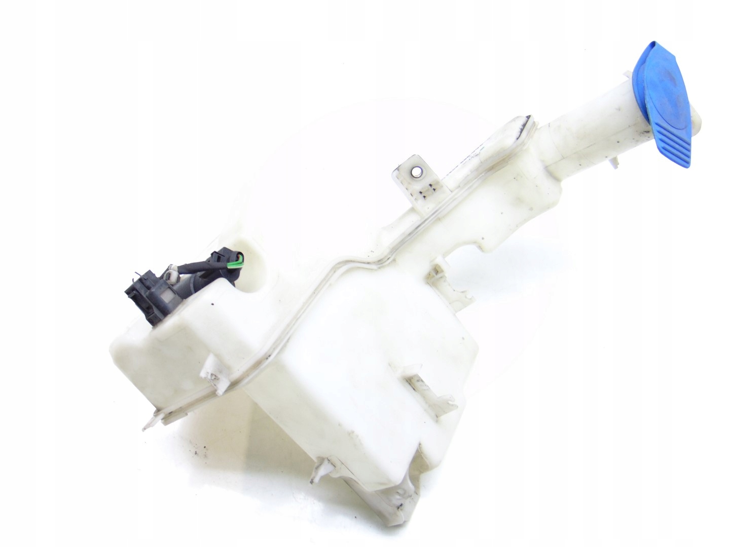 Бачок омывателя VW PASSAT B7 3AA955453G