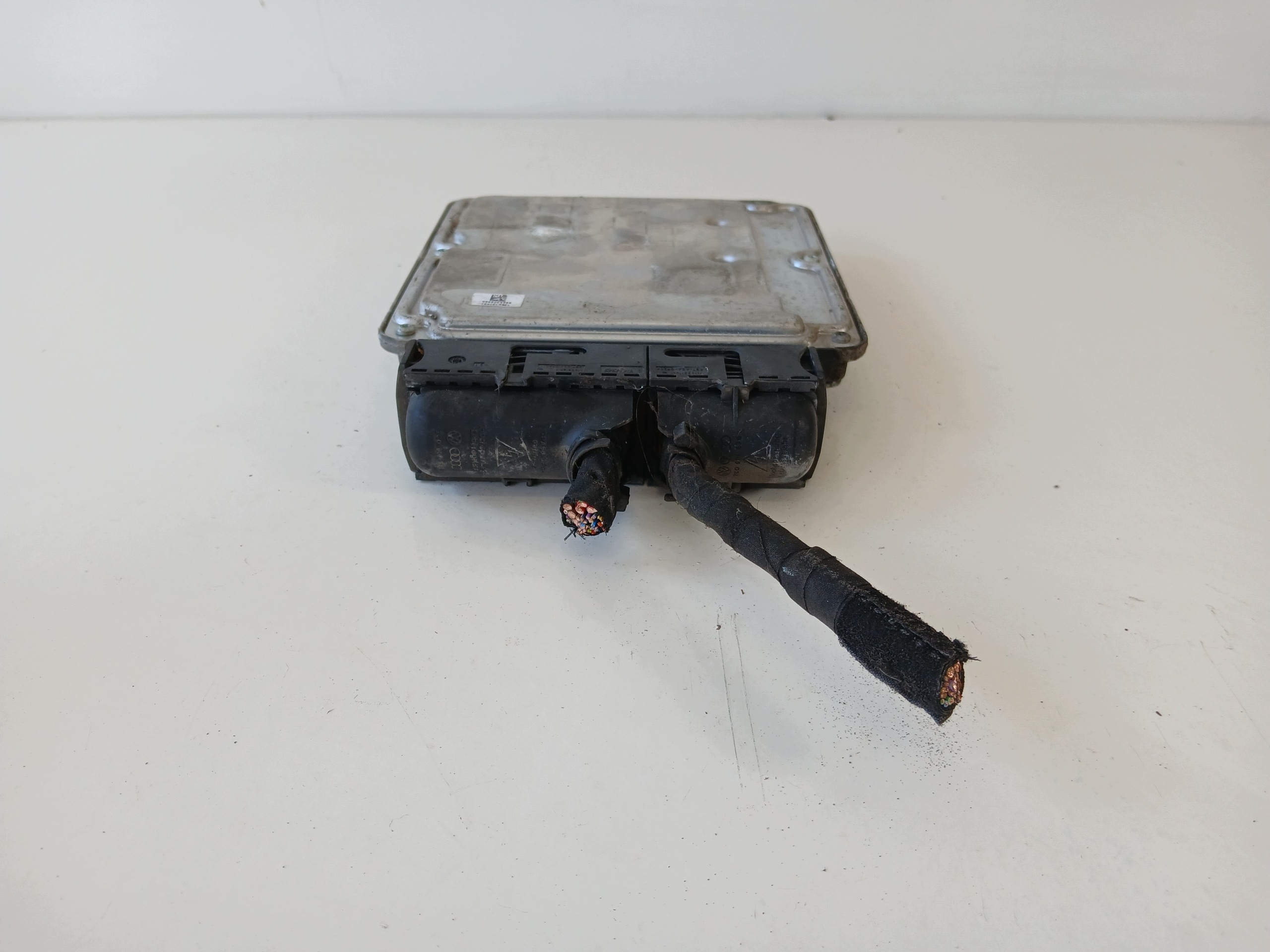 SKODA OCTAVIA II 1.9 TDI control unit computer of the engine 03G906016K