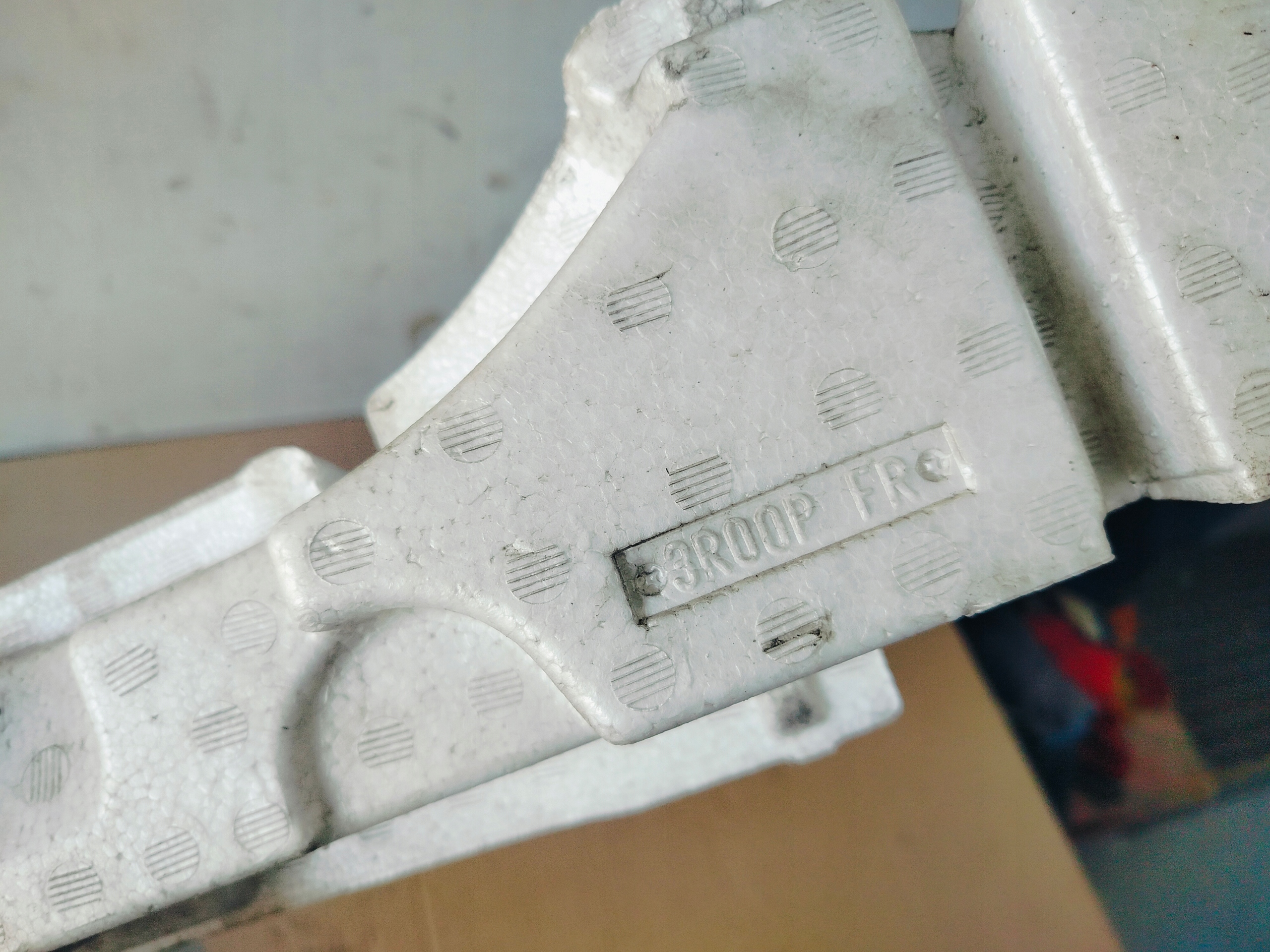 PEUGEOT 4007 PIANKA ABSORBER nárazníku předek
