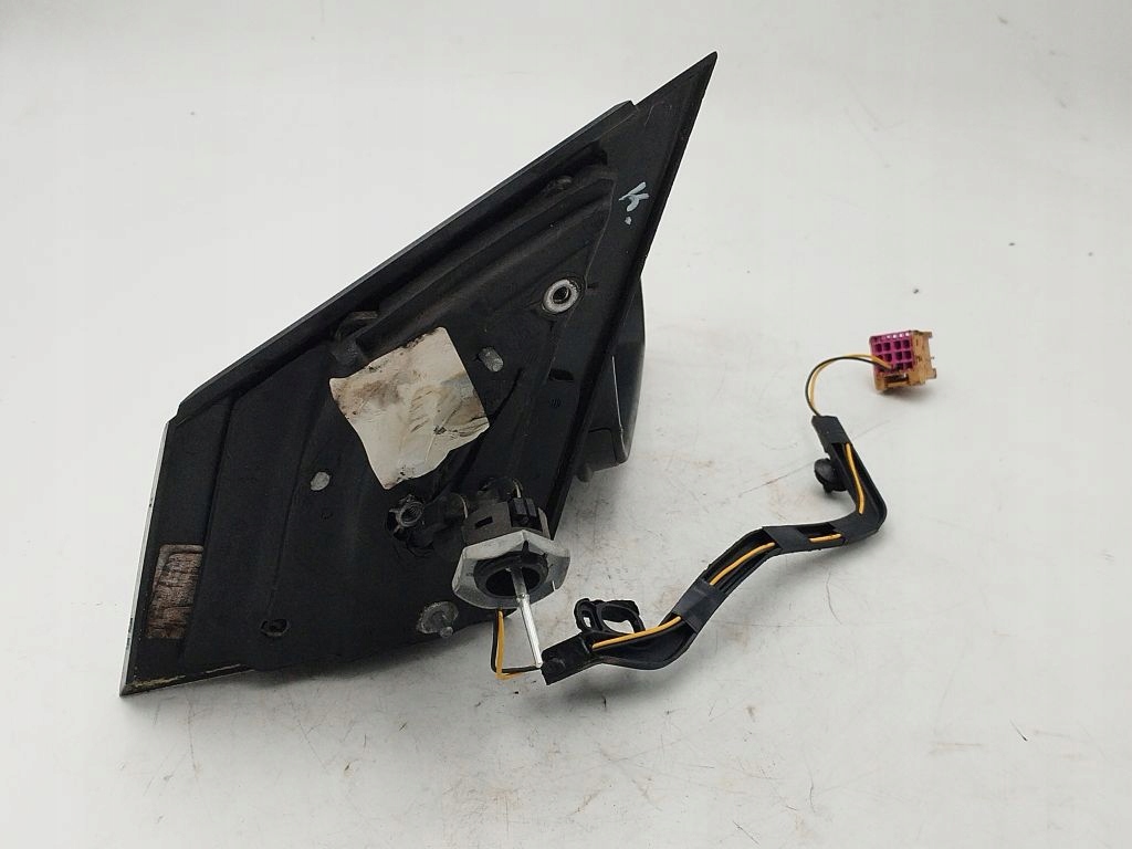 VW Polo 9N lift mirror right manually