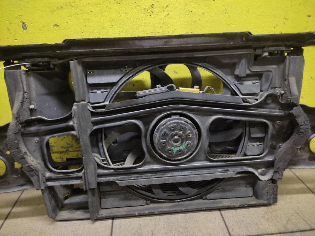 BMW E39 Schlossträger