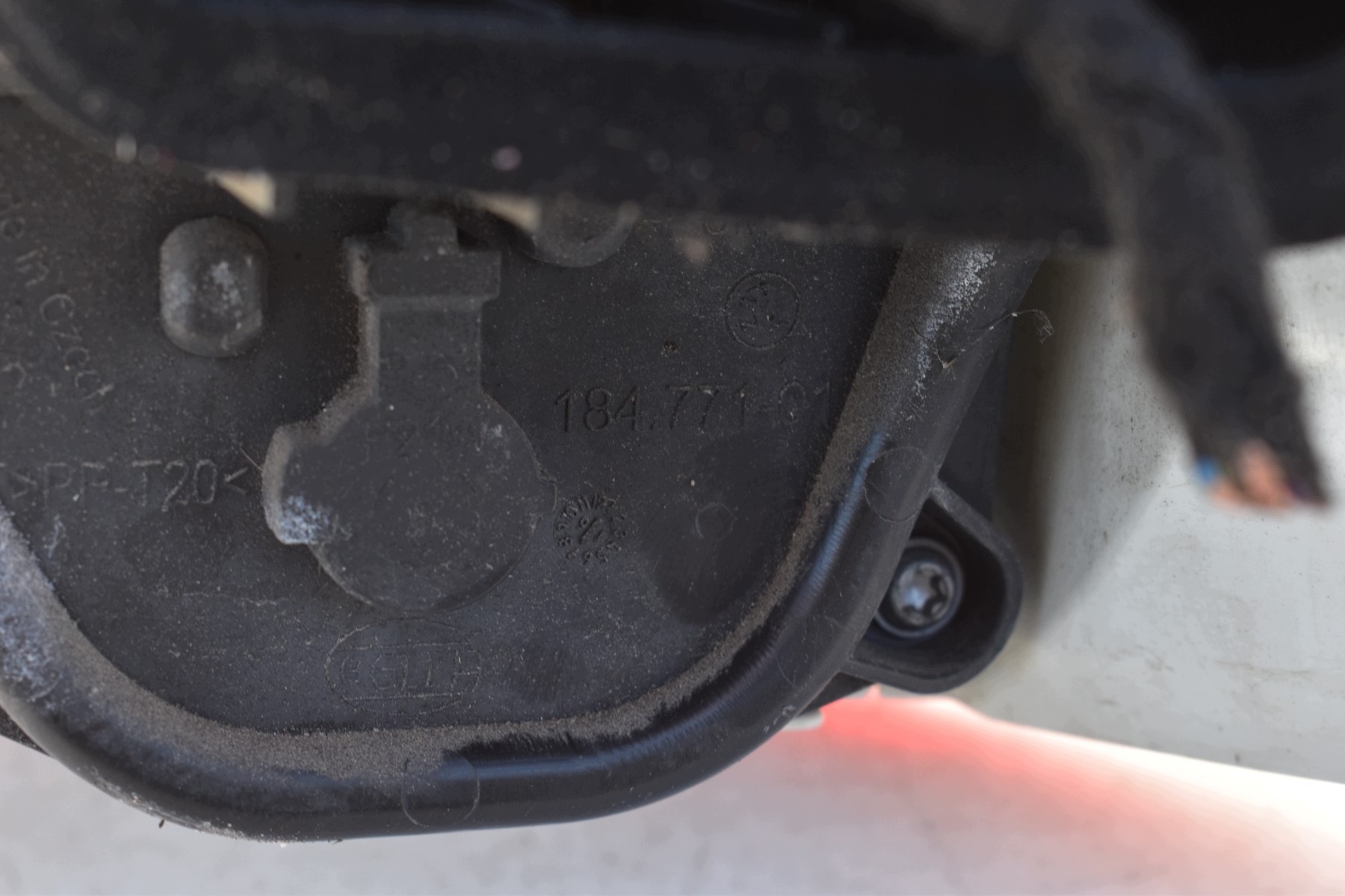 light left rear part SKODA OCTAVIA III 5E LIFTBACK 2013-2016R EU 184140