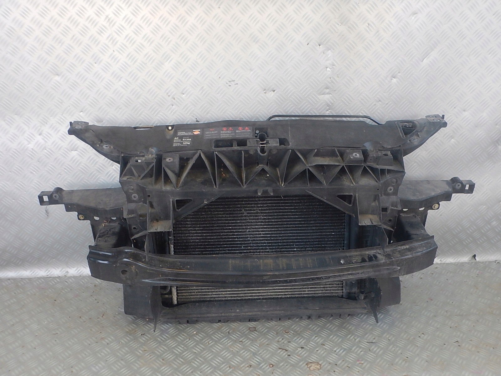 SEAT ALTEA 1.8 TSI LIFT WZMOCNIENIE PAS PRZÓD