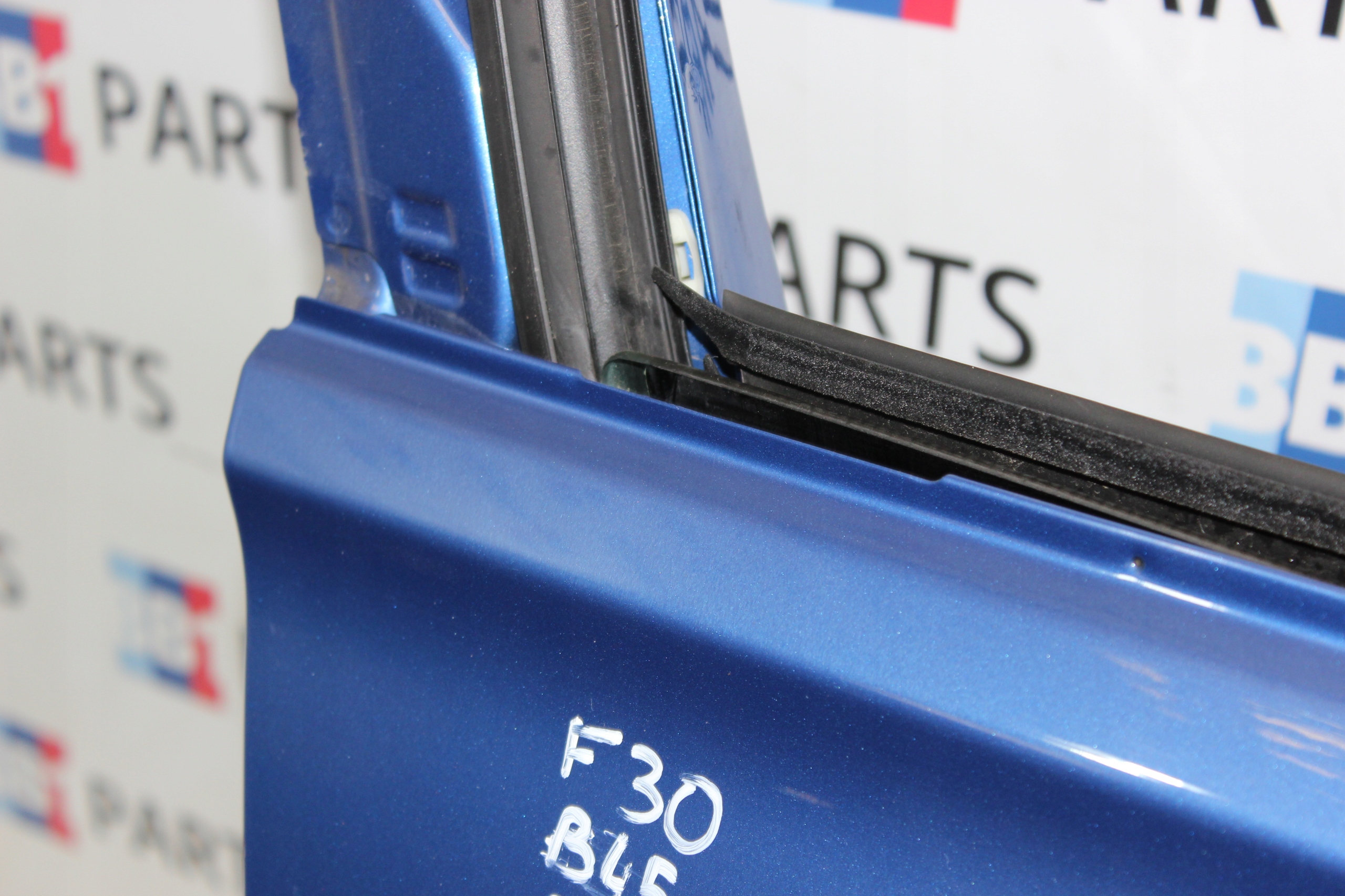 BMW F30 door right front B45 ESTORILBLAU METALLIC
