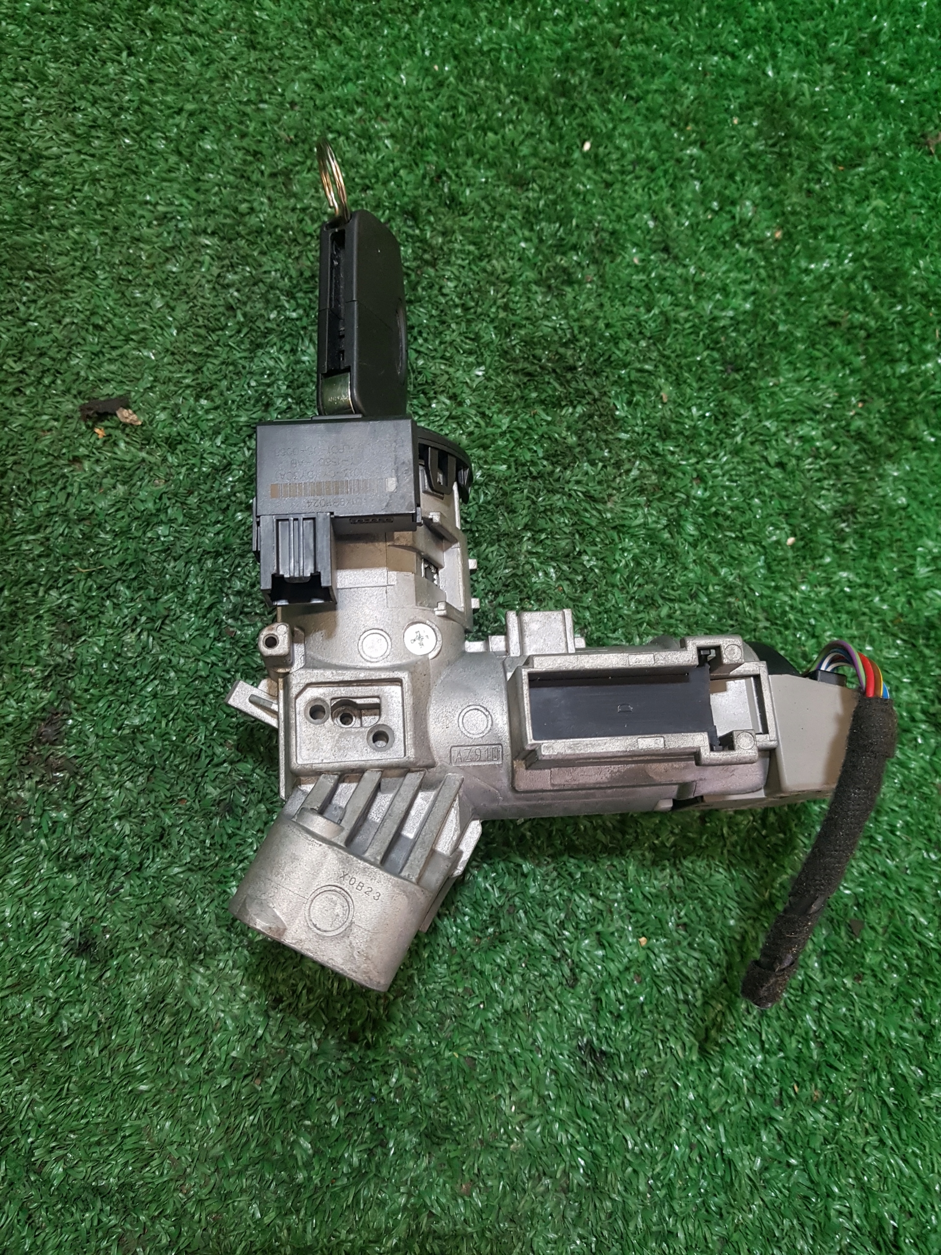 ignition Z KLUCZYKIEM FORD FIESTA MK 7 9V21 3F880EA