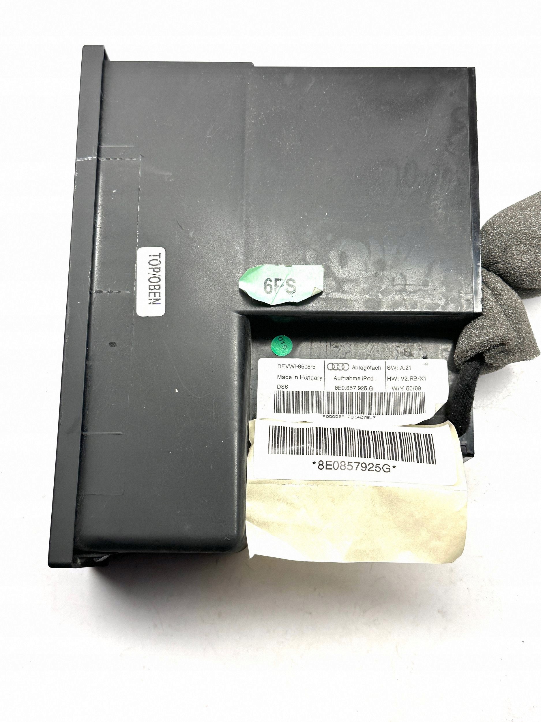 AUDI A3 S3 8P modul konektor AUDI MILTIMEDIA 8E0857925G