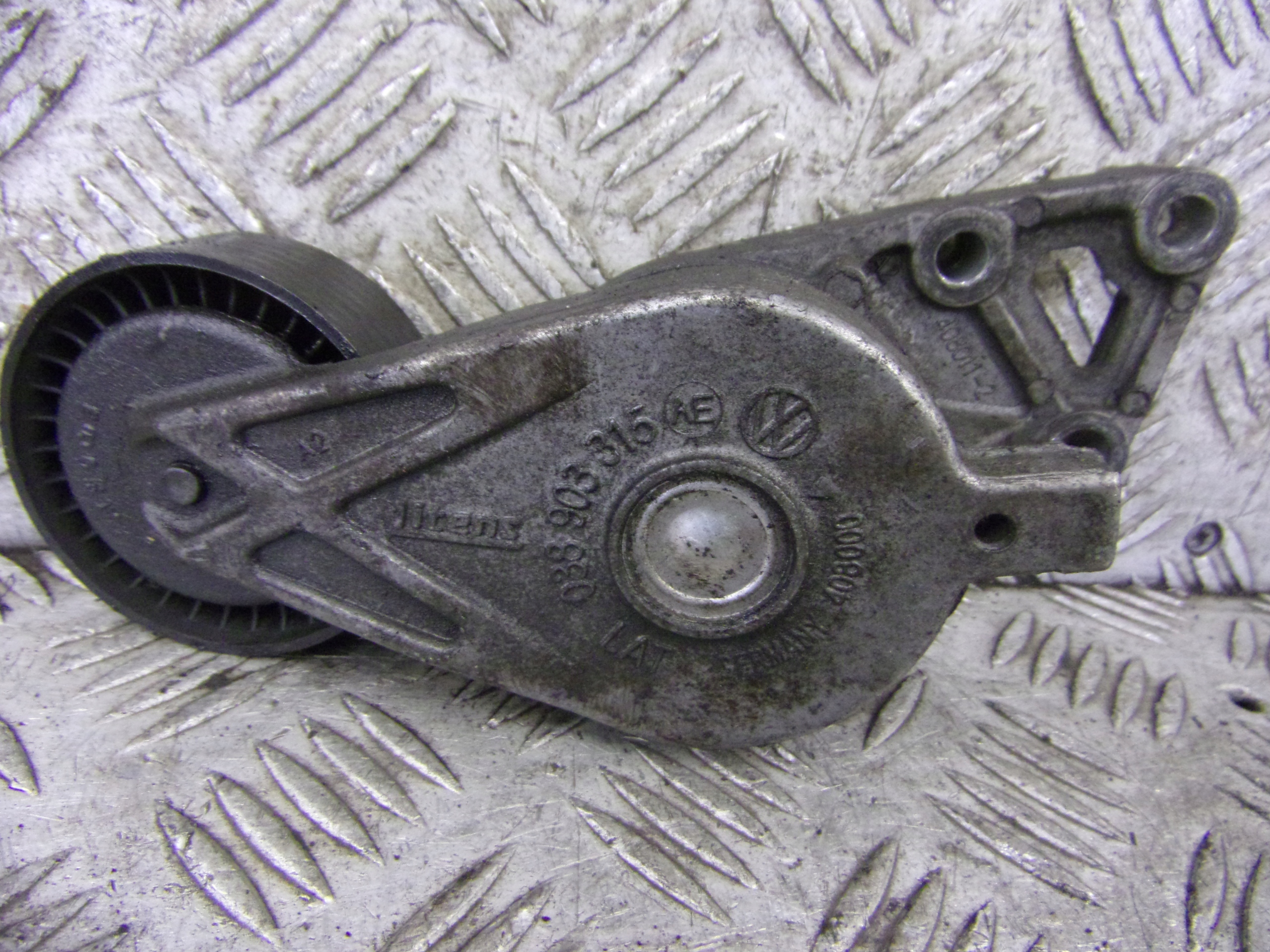Riemenspanner Spannelement VOLKSWAGEN GOLF 4