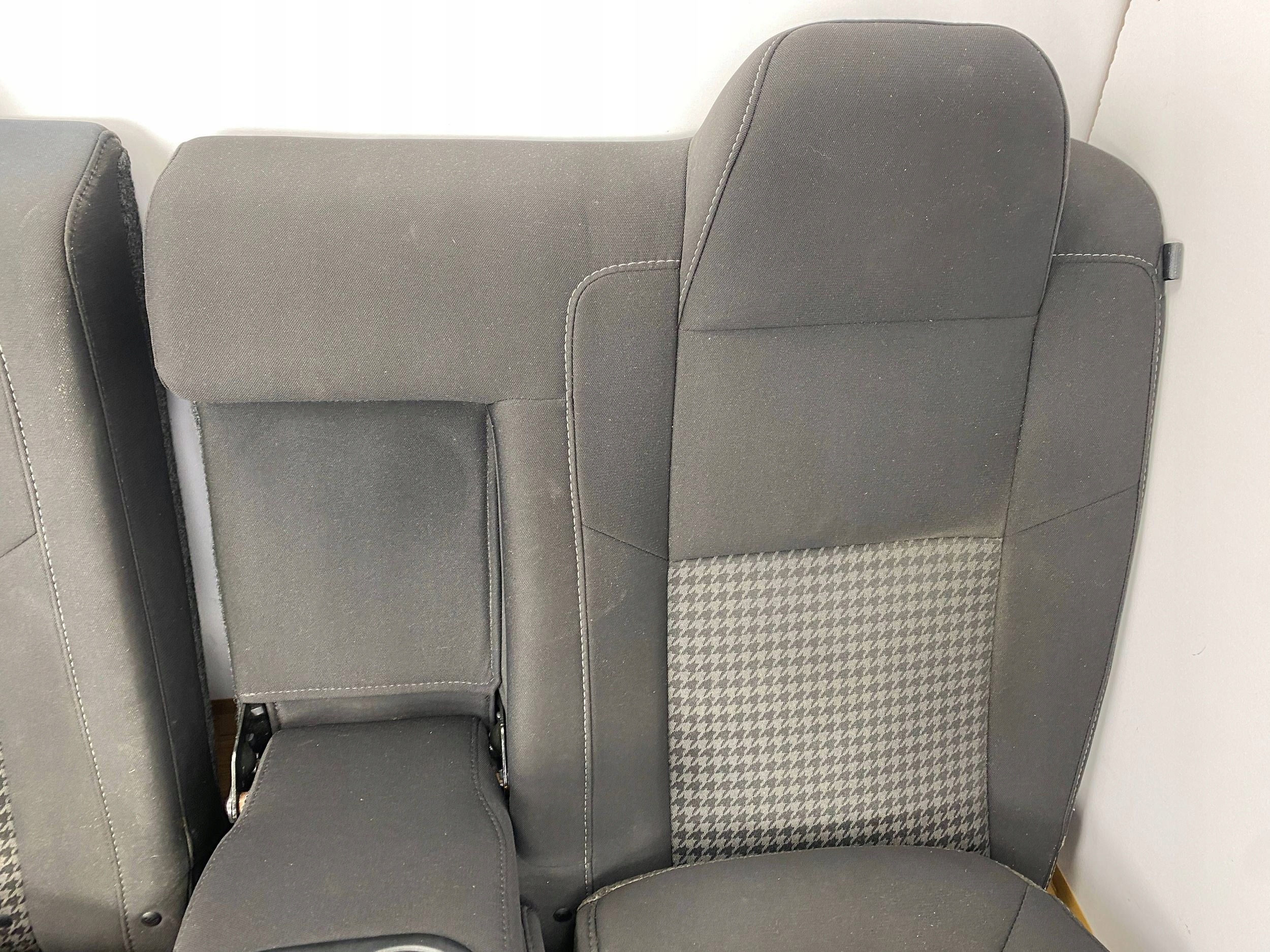 upholstery side seats Dodge Challenger 2015+