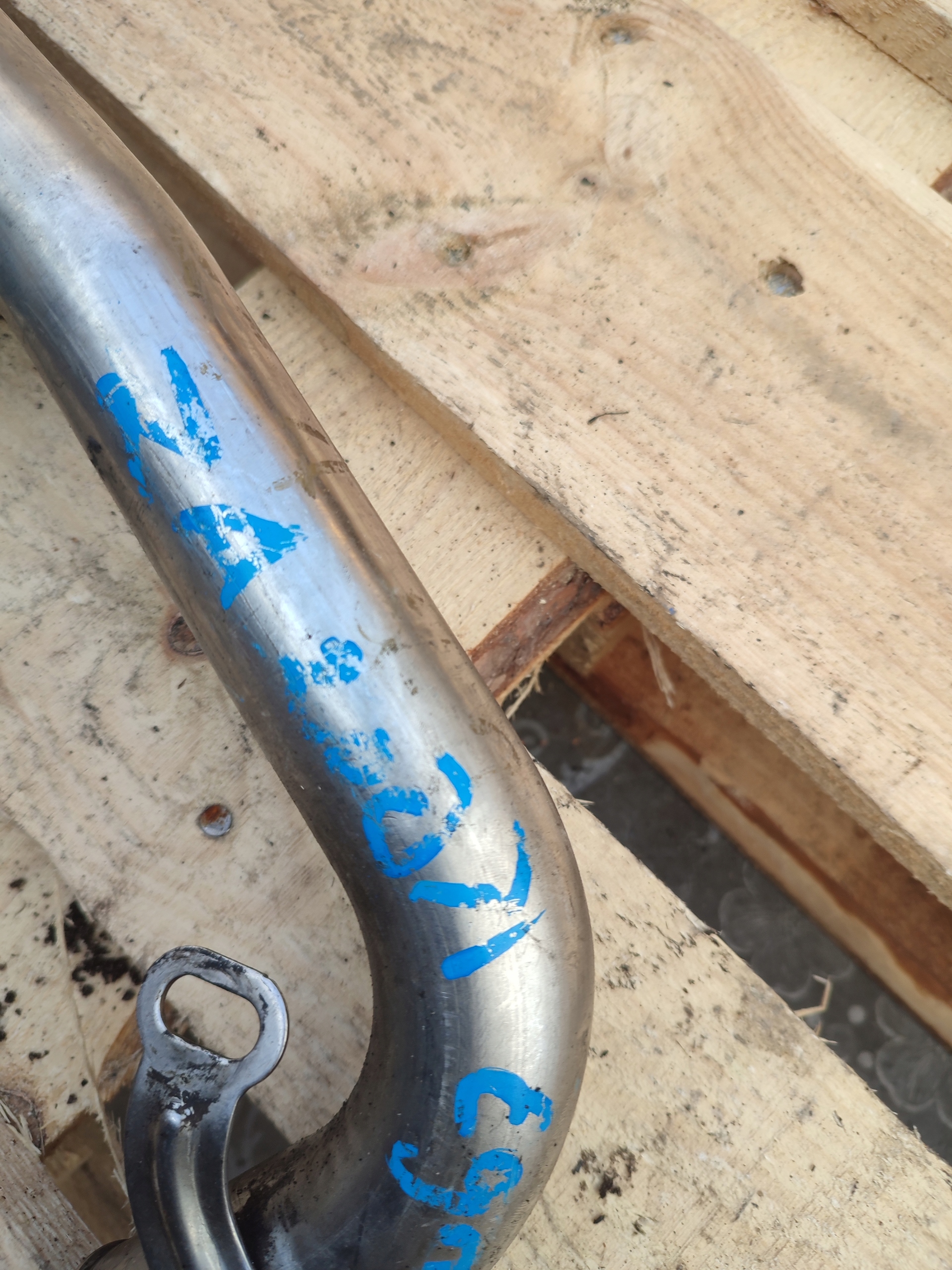pipe of the intercooler opel zafira a