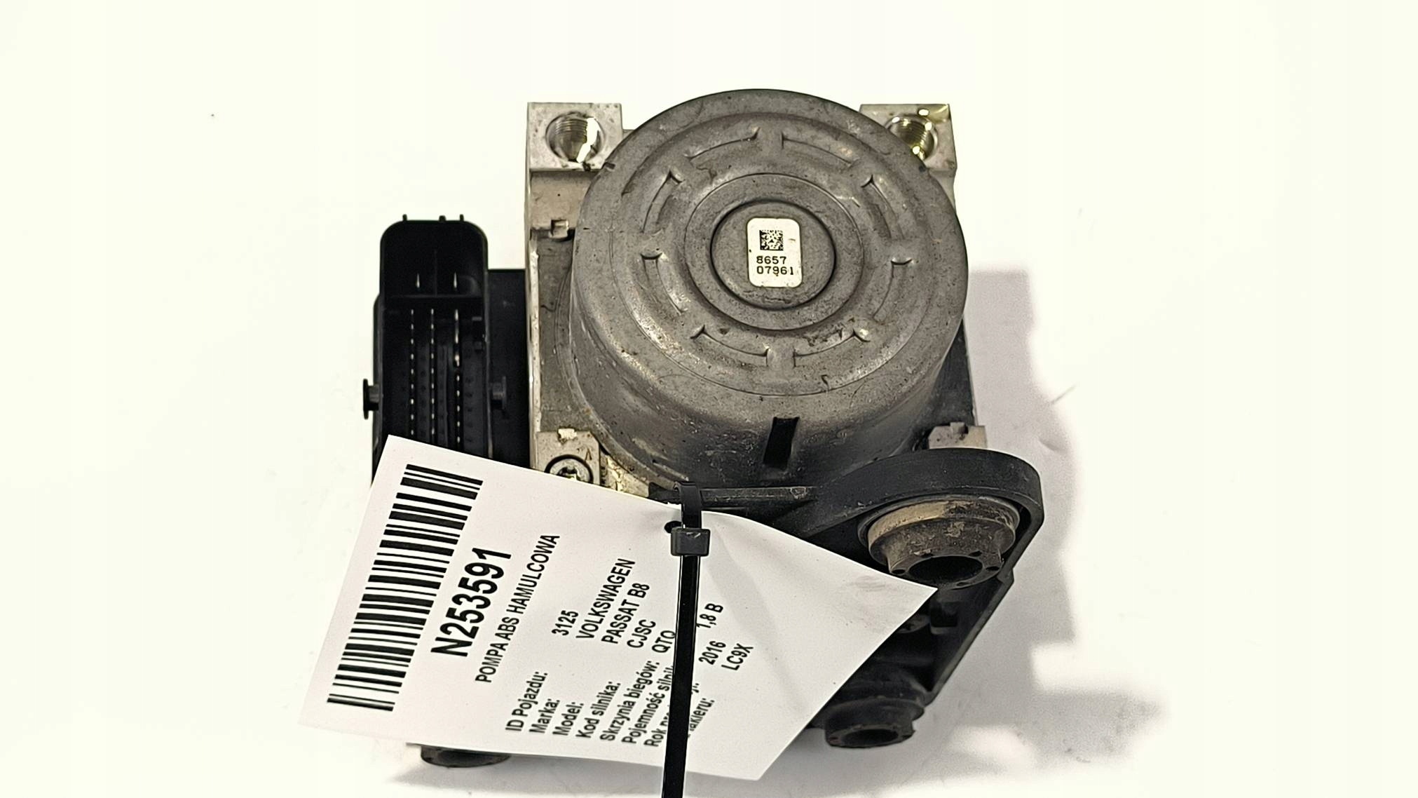 pump ABS brake 5Q0614517BJ VOLKSWAGEN PASSAT B8