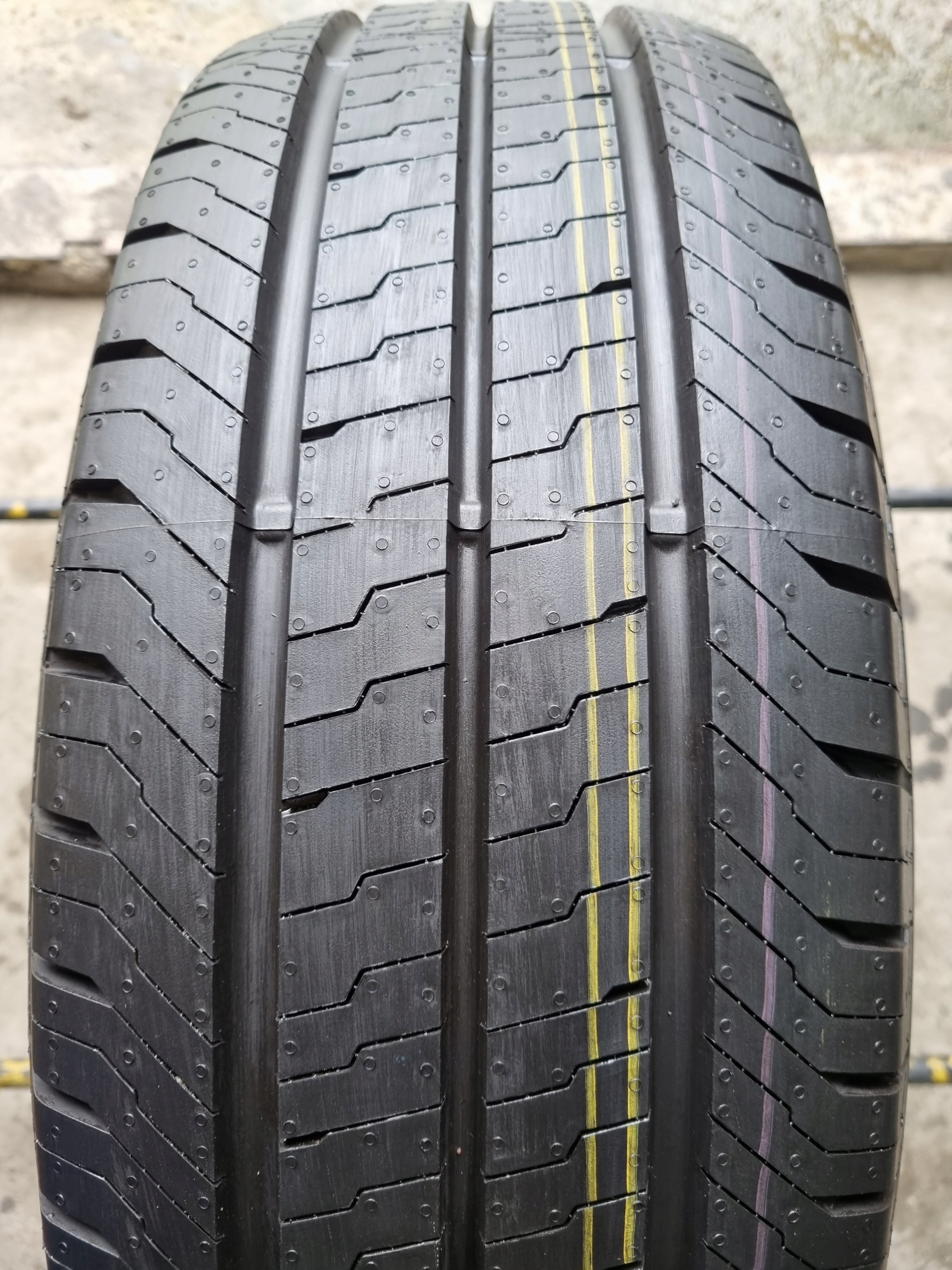 CONTINENTAL VANCONTACT ECO 215 60 17 C