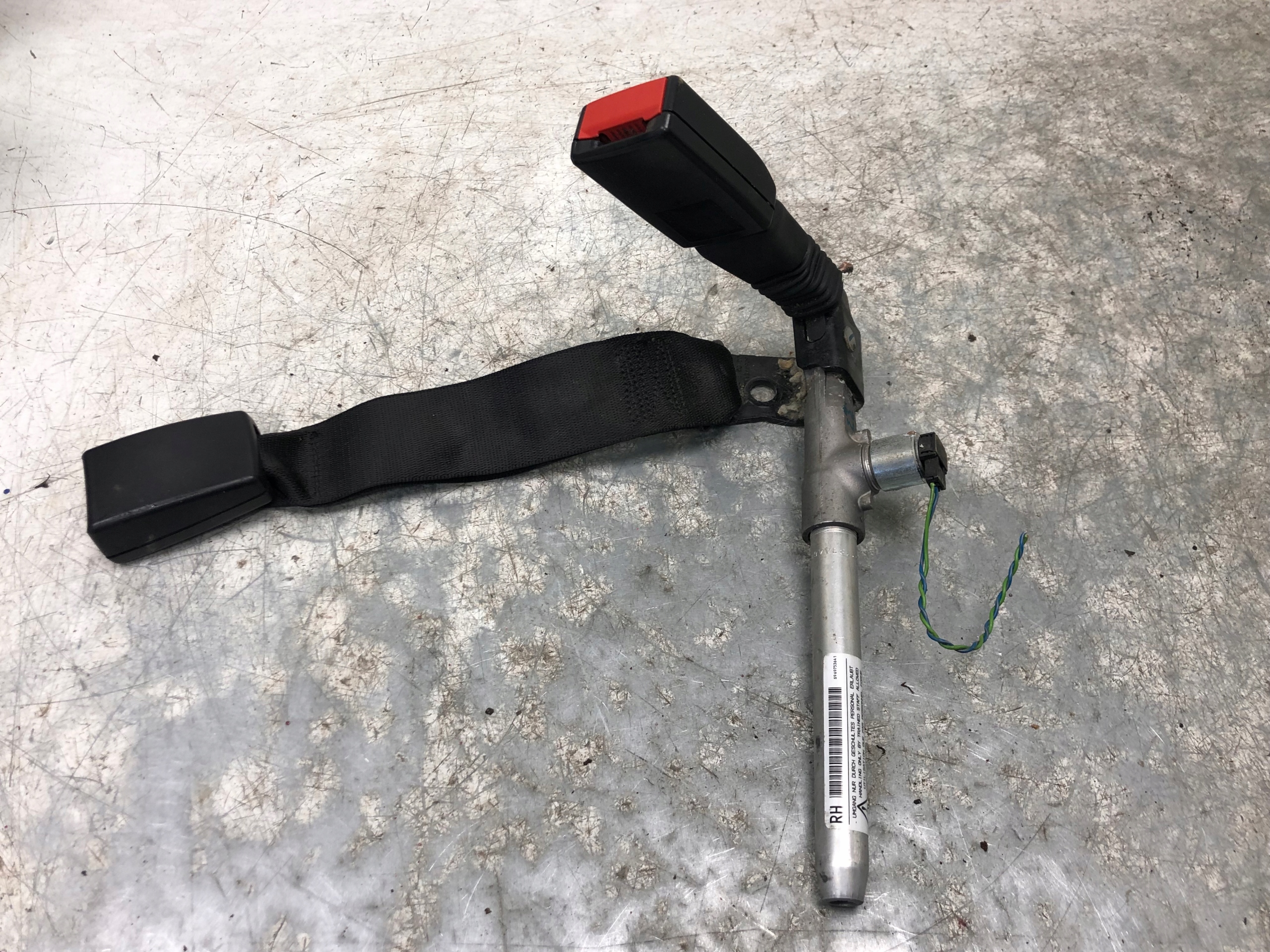 Gurten Spanner rechts heck BMW E90 6975364