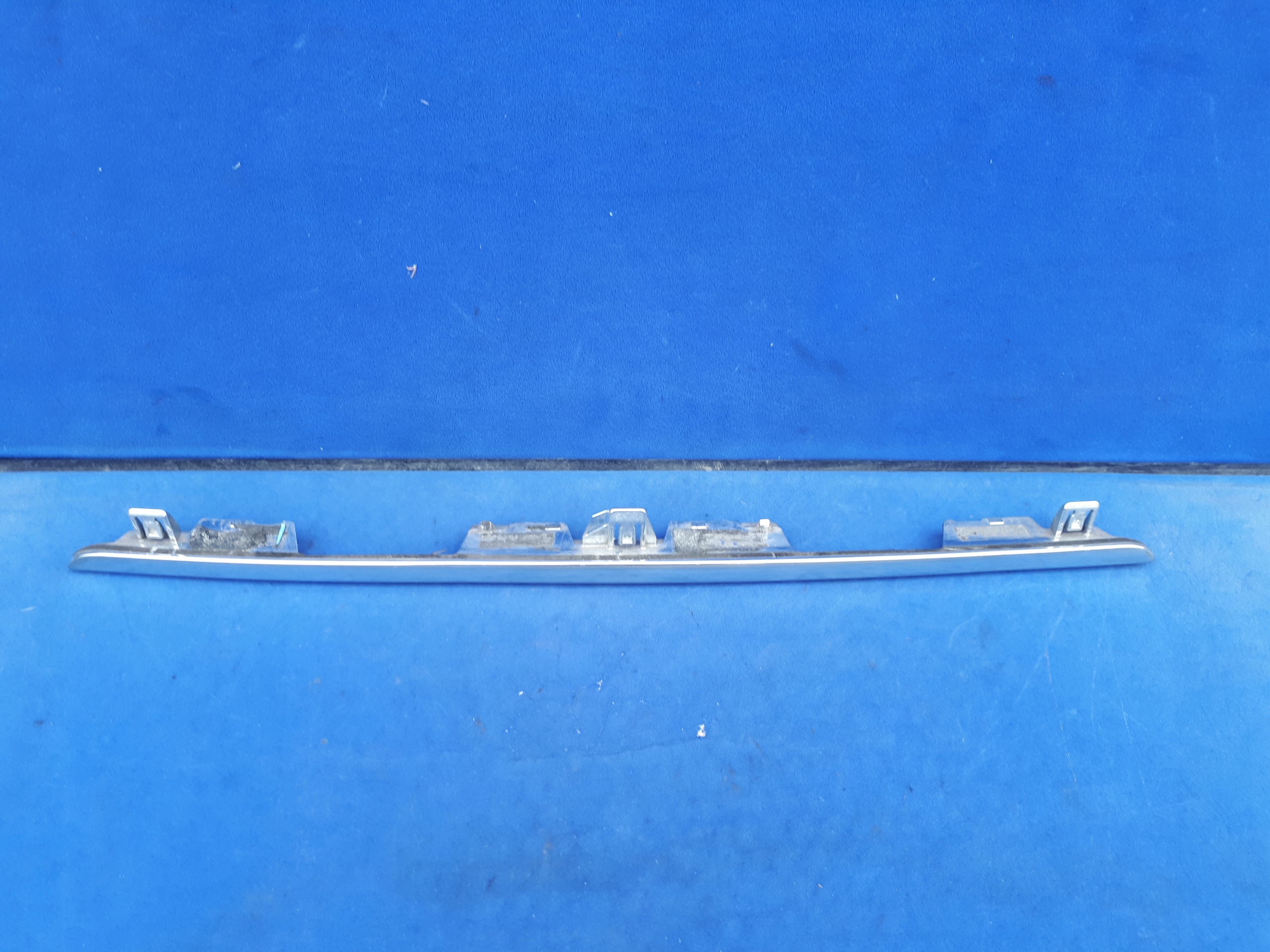 9675347677 - DS DS3 2008-2016 08-16 ХРОМИРОВАННАЯ НАКЛАДКА ЗАДНЕГО БАМПЕРА