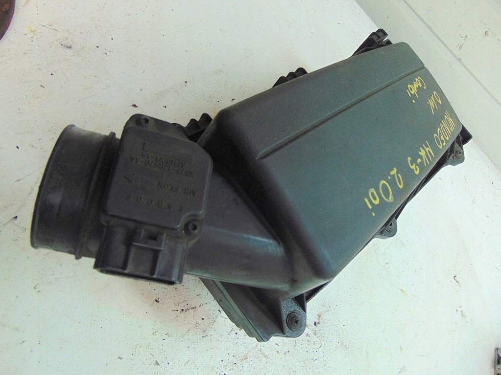 FORD MONDEO MK3 2.0 TDCI OBUDOWA FILTRA POWIETRZA Typ samochodu Samochody osobowe