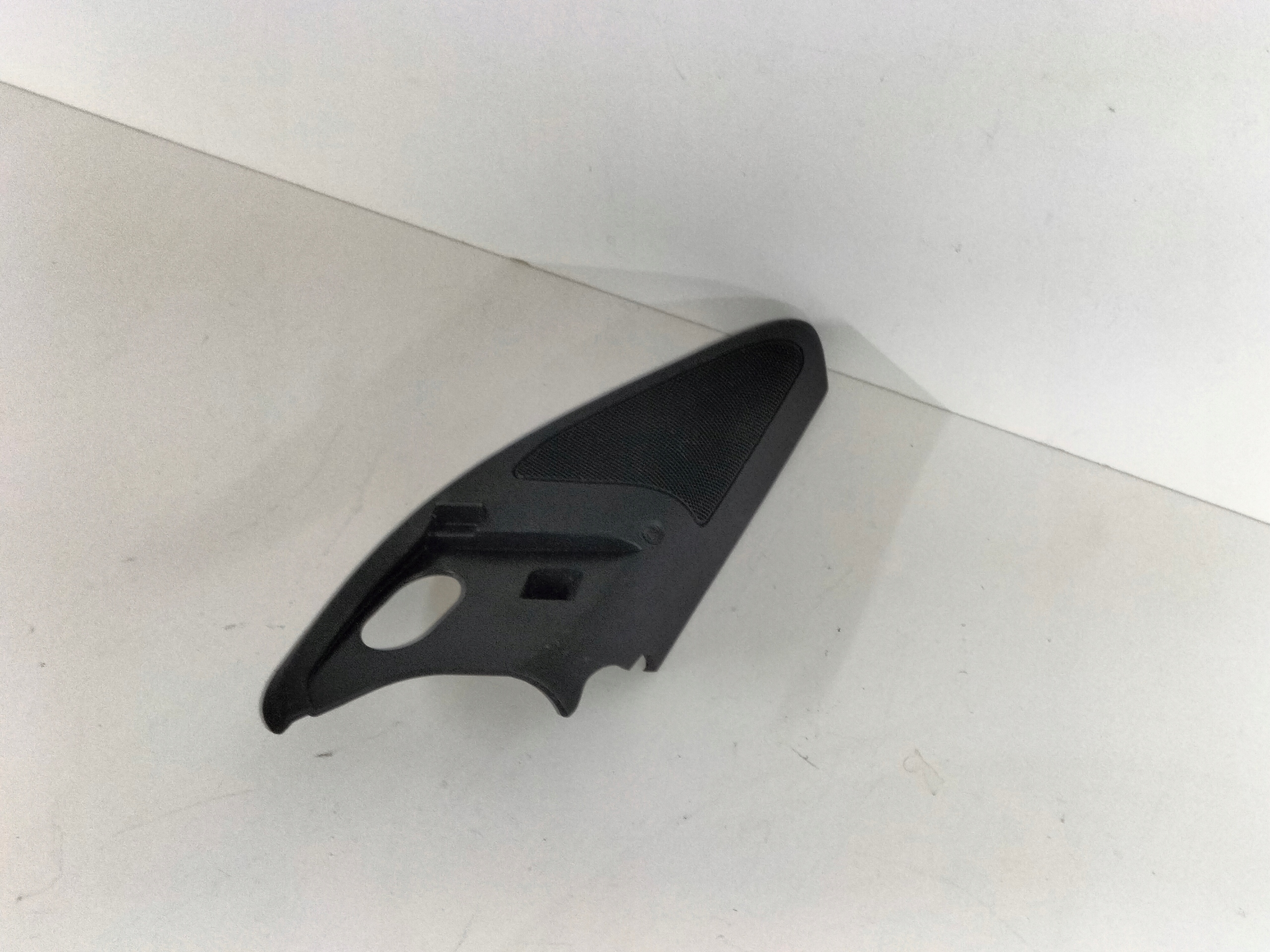speaker spoiler door front right SKODA OCTAVIA III 13