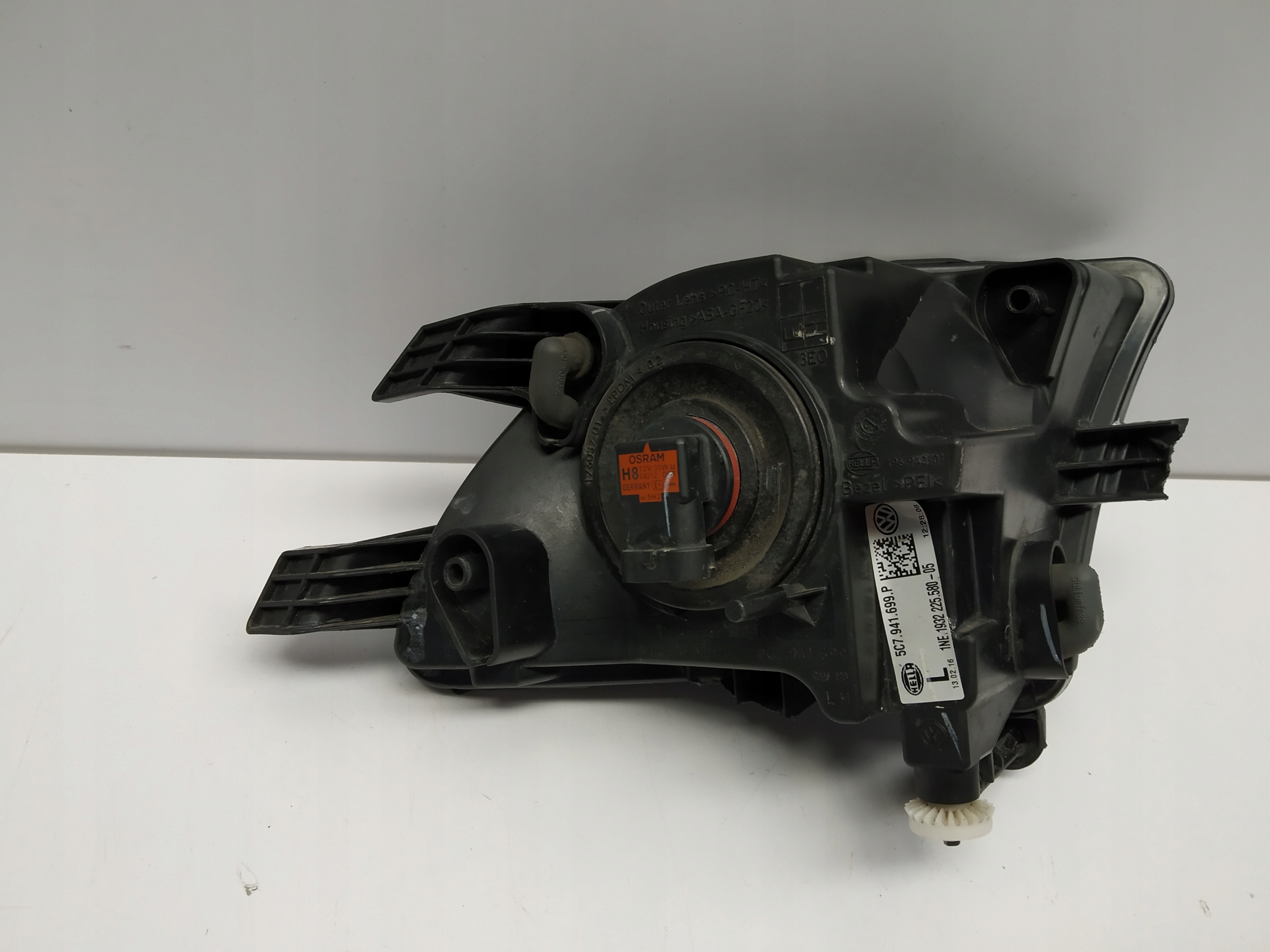 14+ VW JETTA VI LIFT NEBELSCHEINWERFER LINKS DER STOSSSTANGE VORNE ORIGINAL