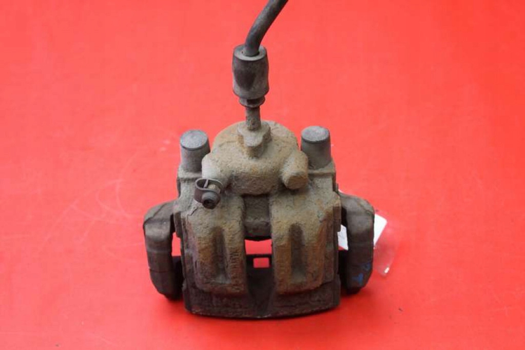 caliper brake right rear part BMW E90 E91 3.0xi 218 KM 4X4 04-10